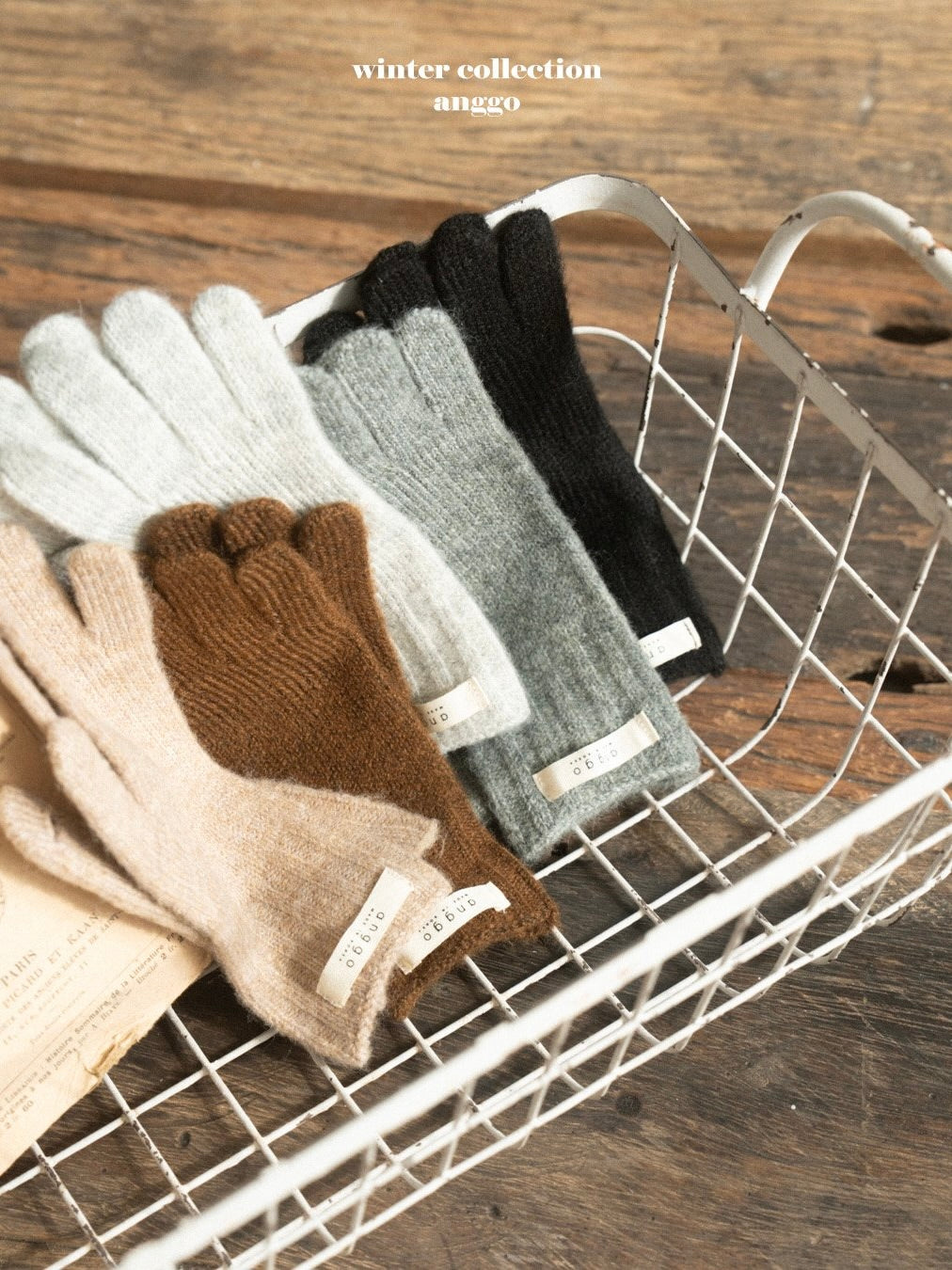 Anggo knit gloves