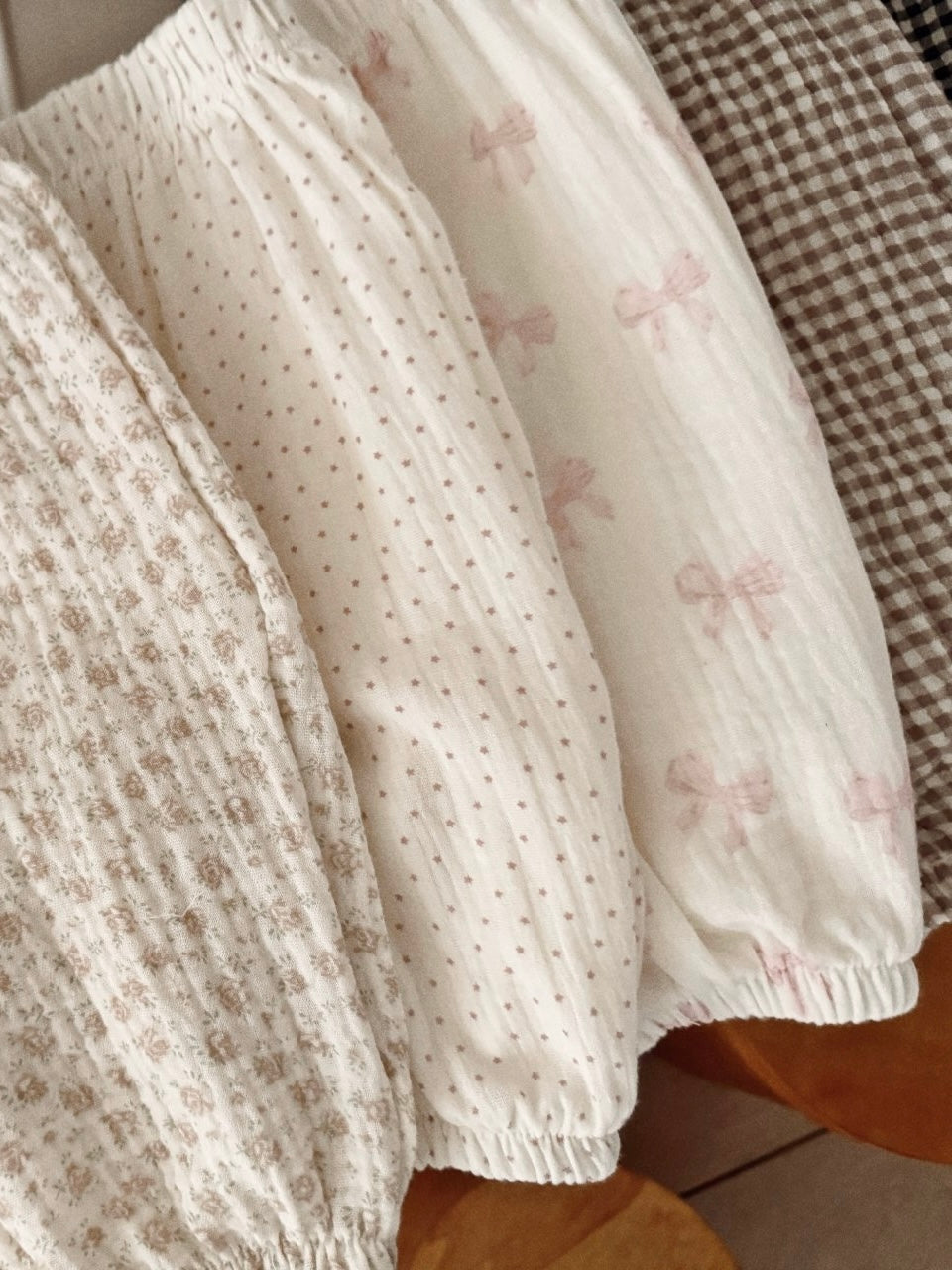 Spring pattern pants