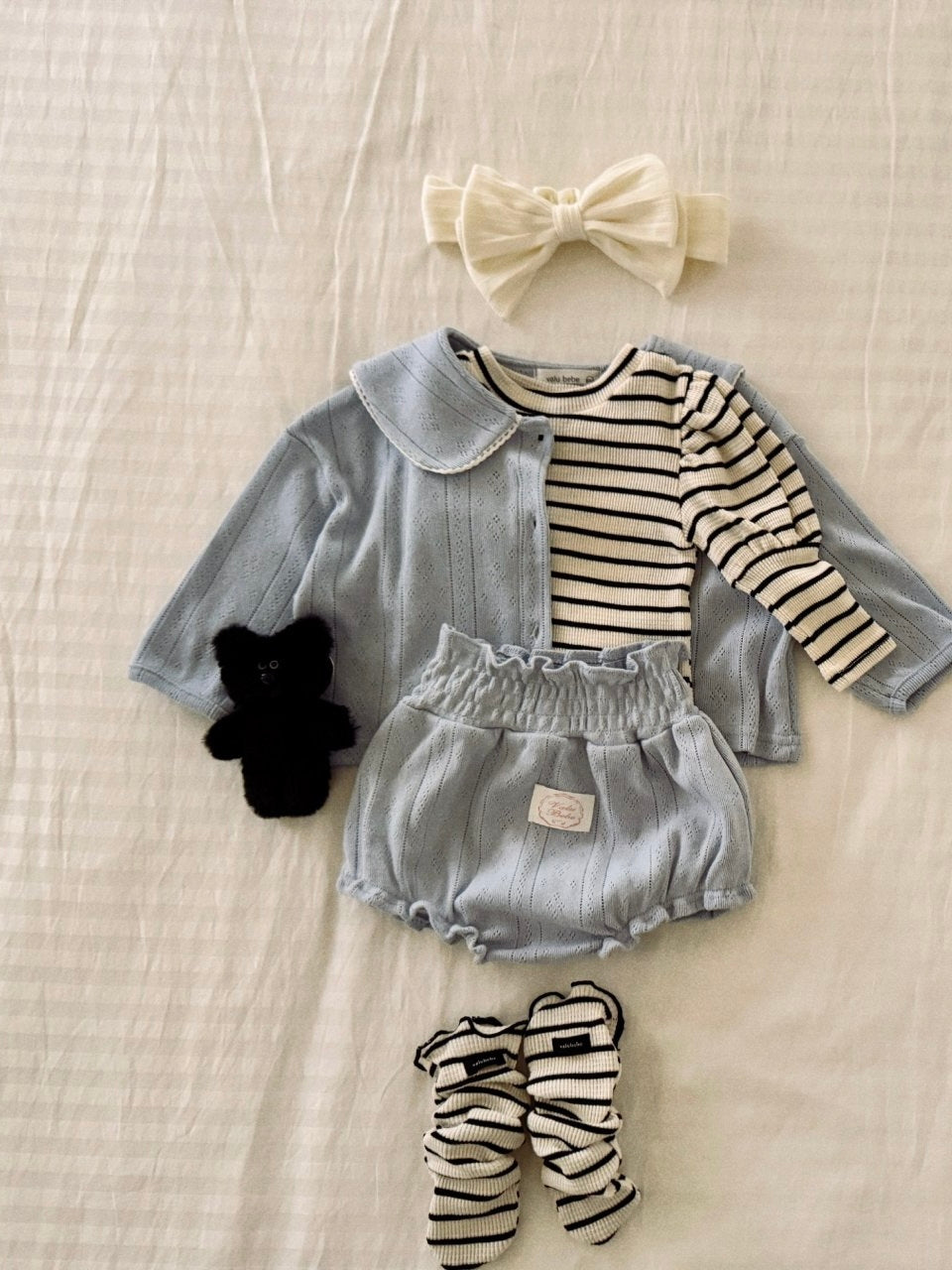 Eyelet smocking bloomer