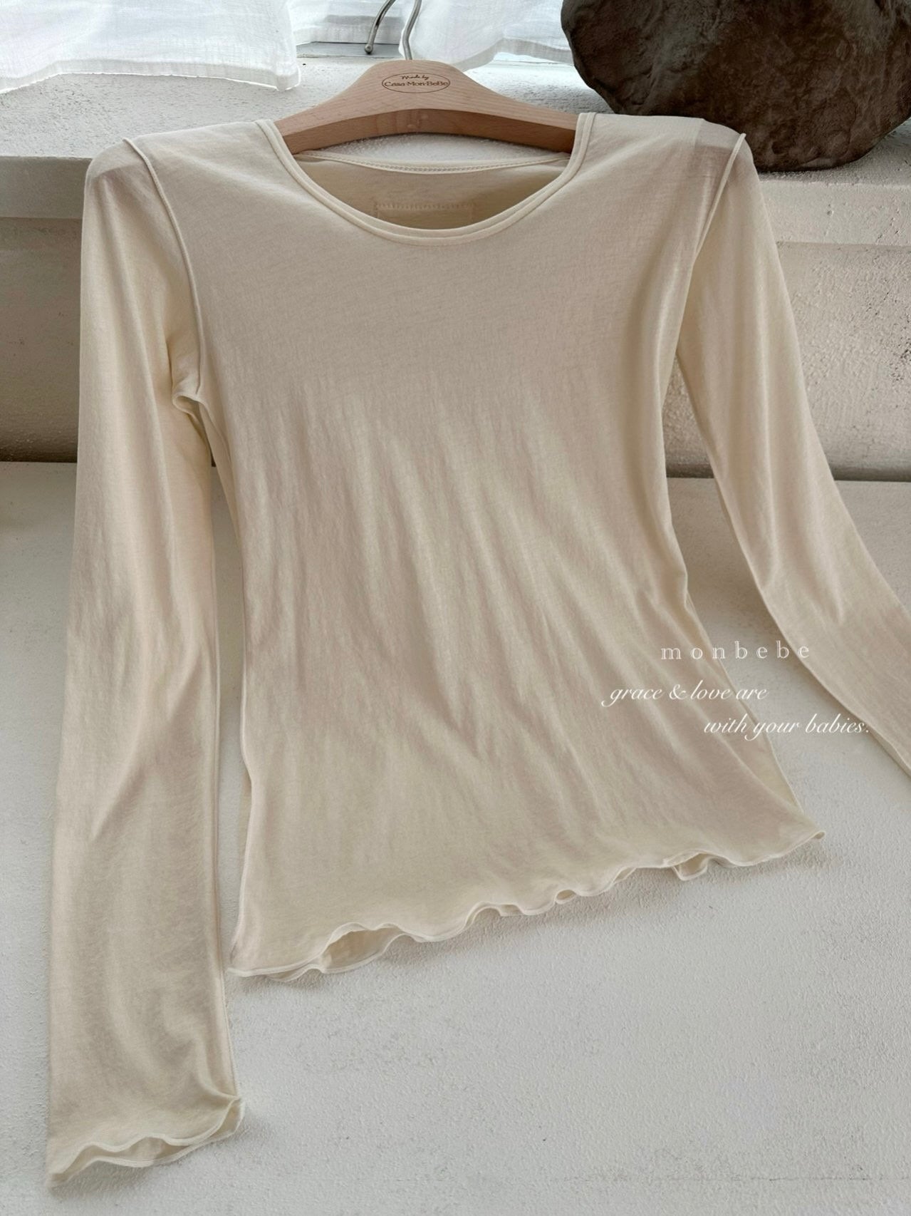 Soft layered T (adult)