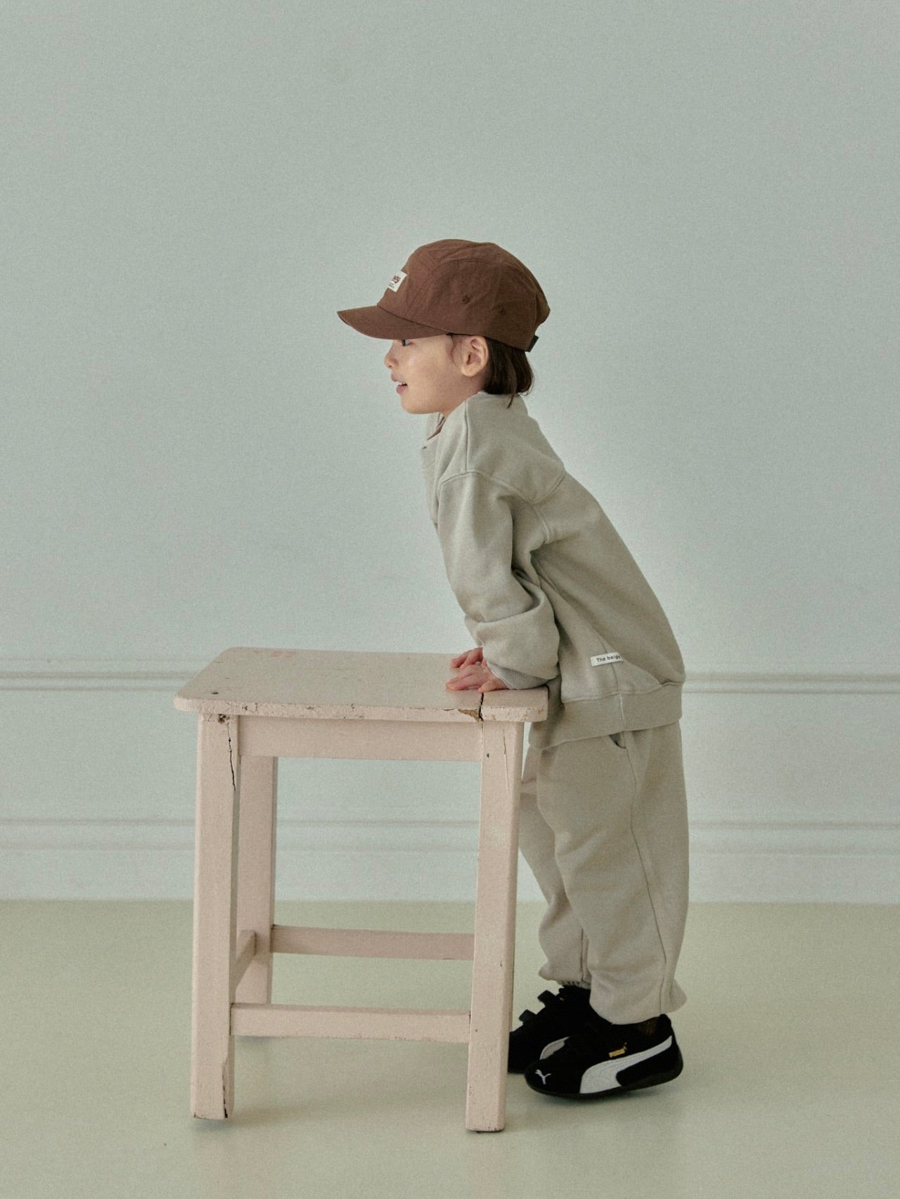 Pigment jogger pants