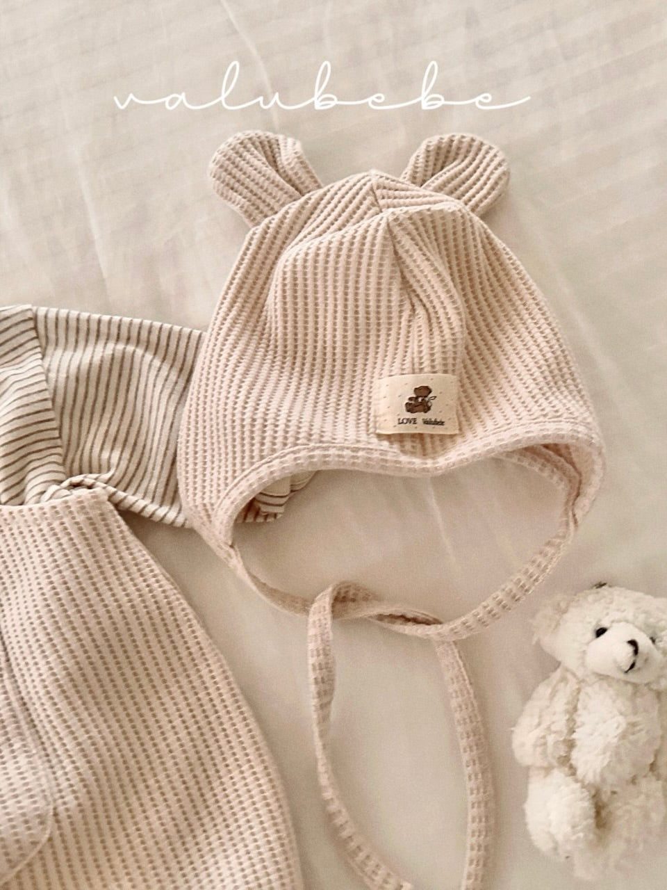 Waffle bear bonnet
