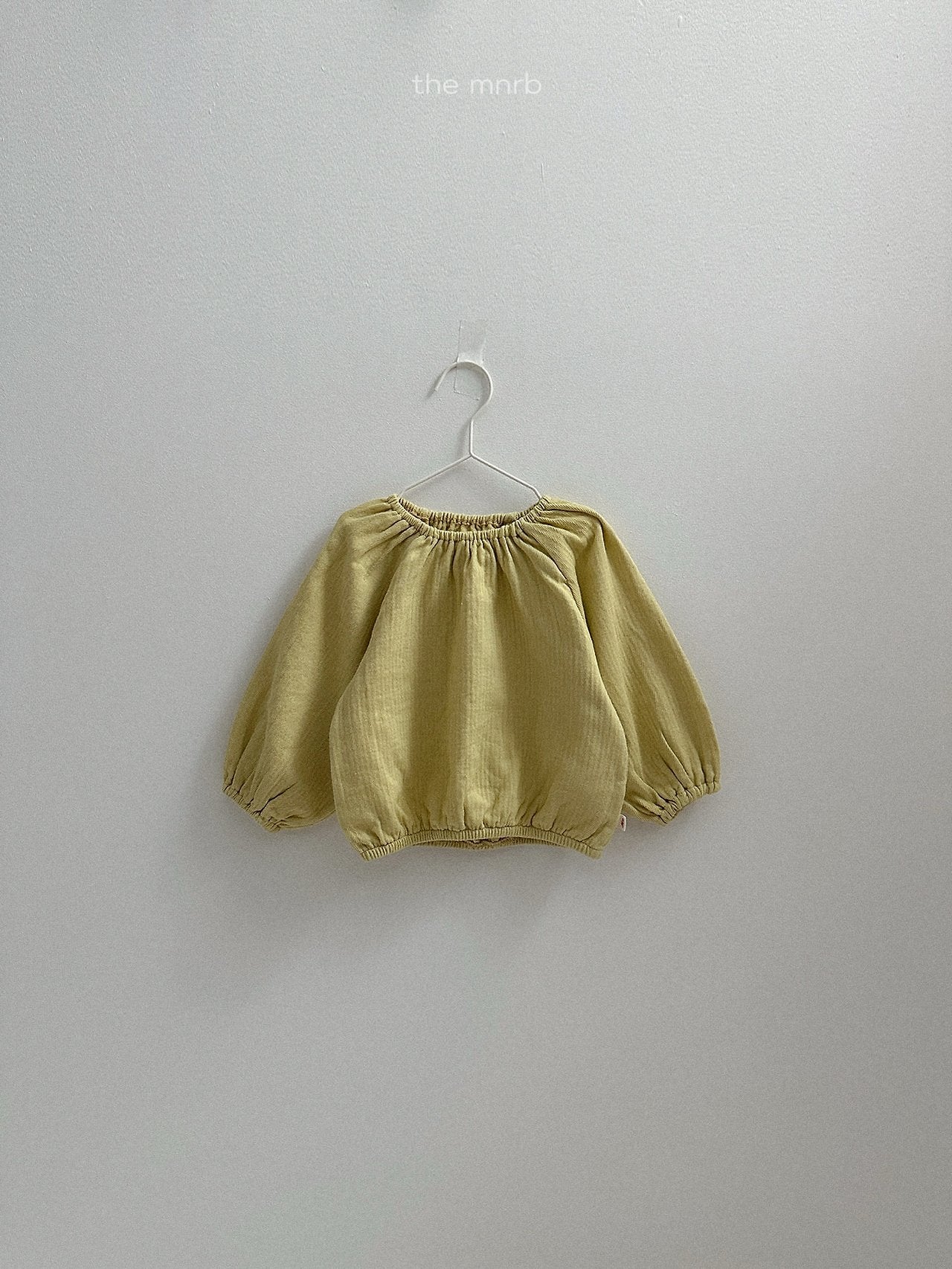 Balloon blouse