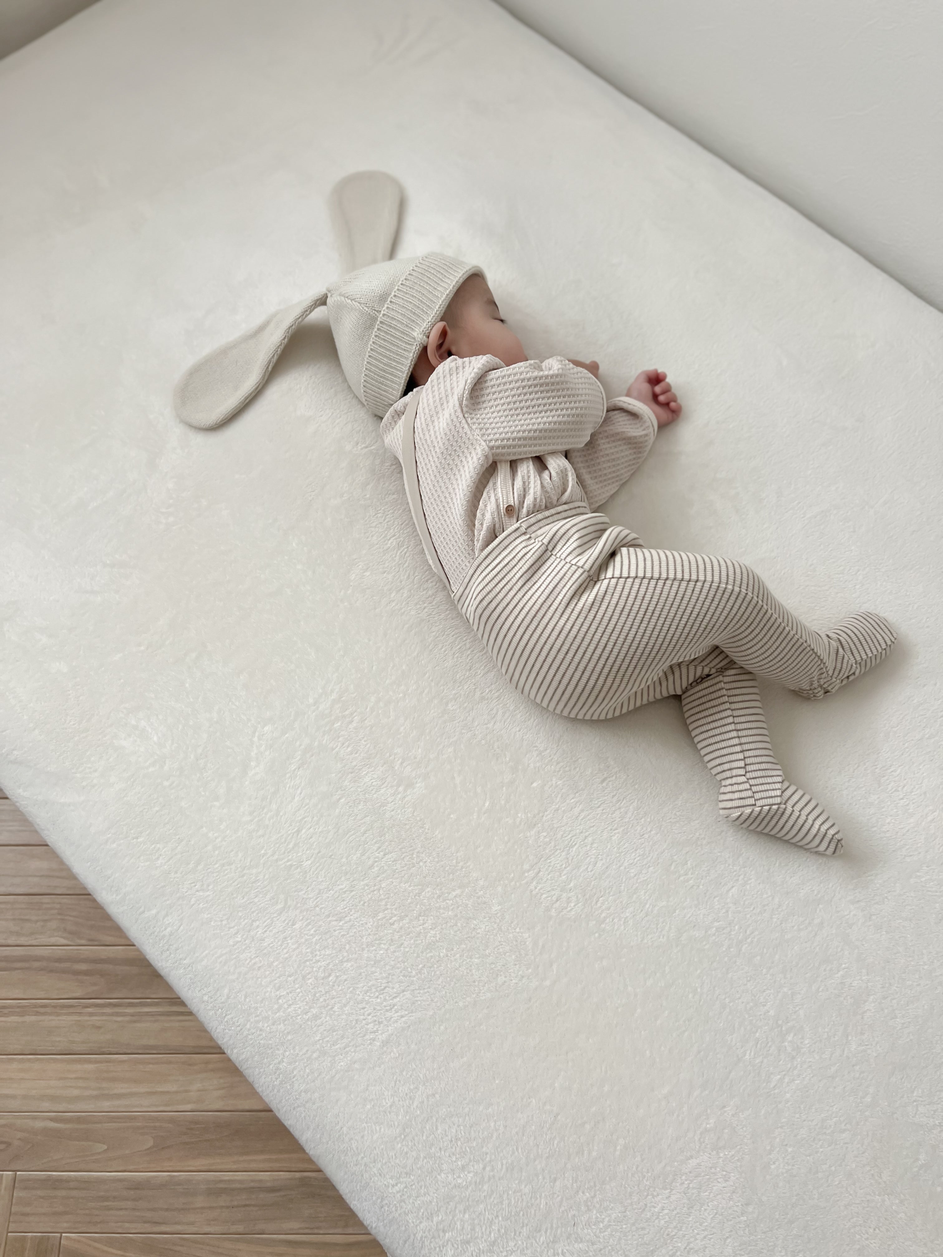 Bebe stripe suspender leggings