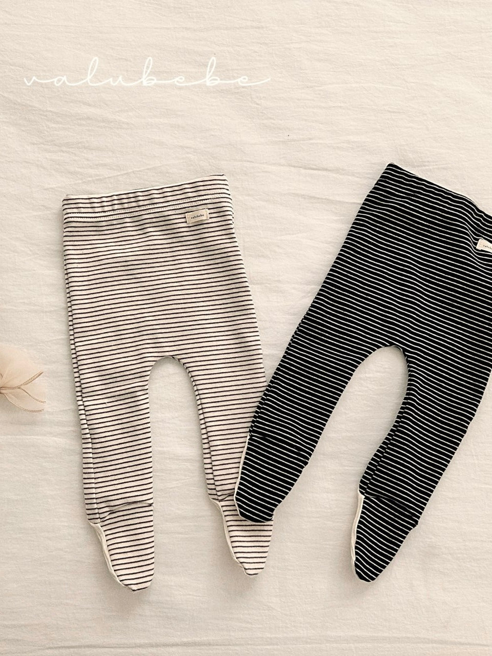 Stripe footed leggings