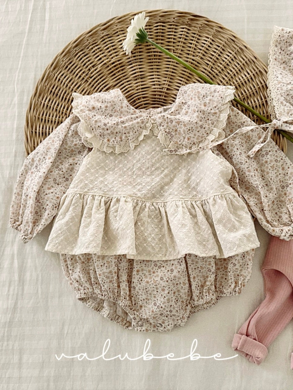 Small flower rompers