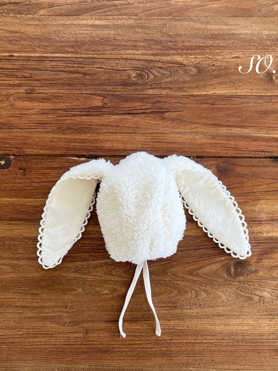 Boa bunny bonnet