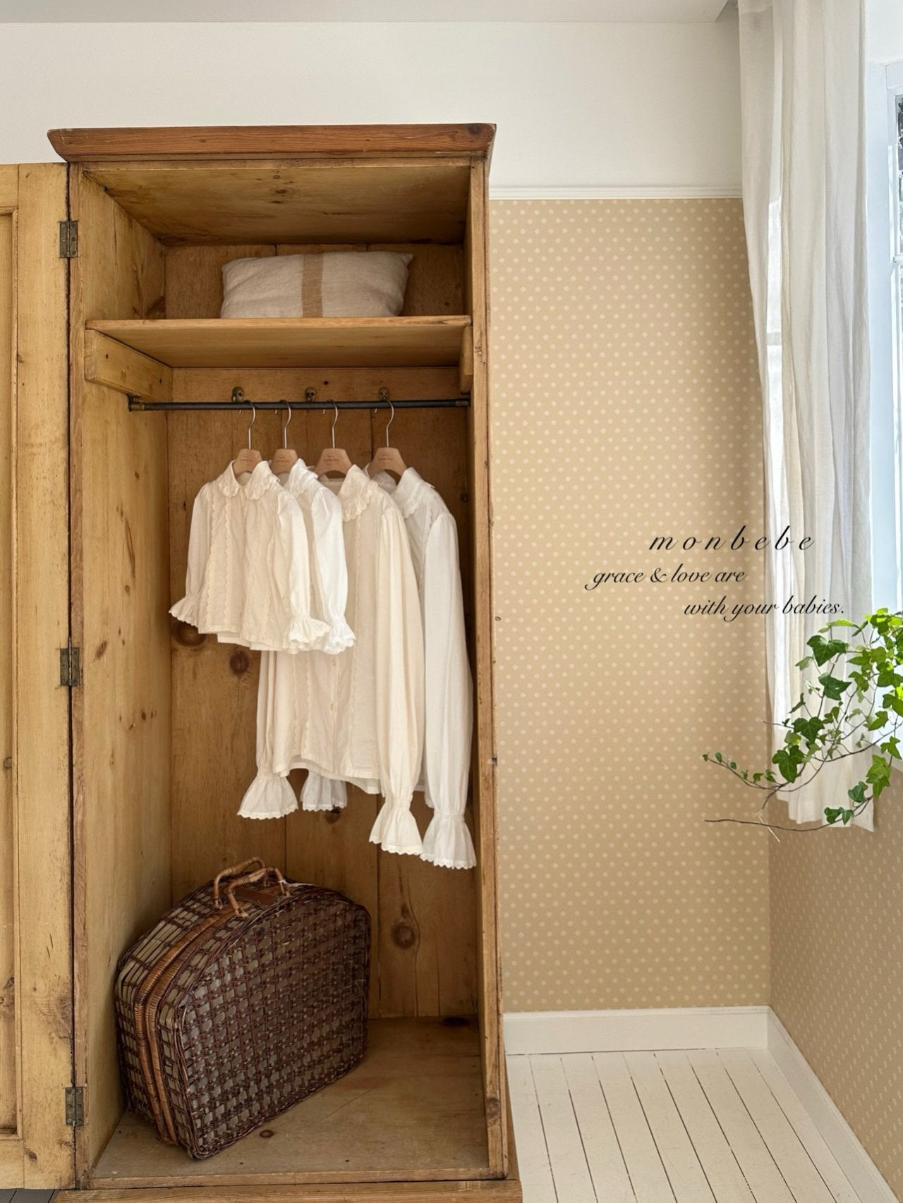 pepe lace blouse (mom size)