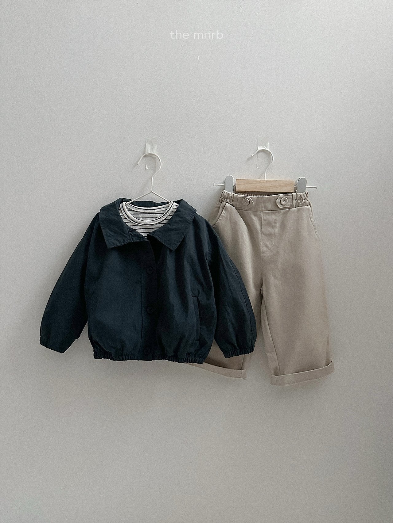 Ruffle short trench