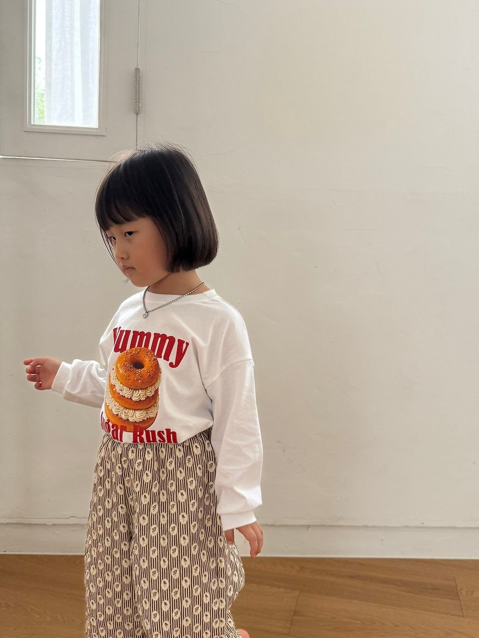 Pattern pants