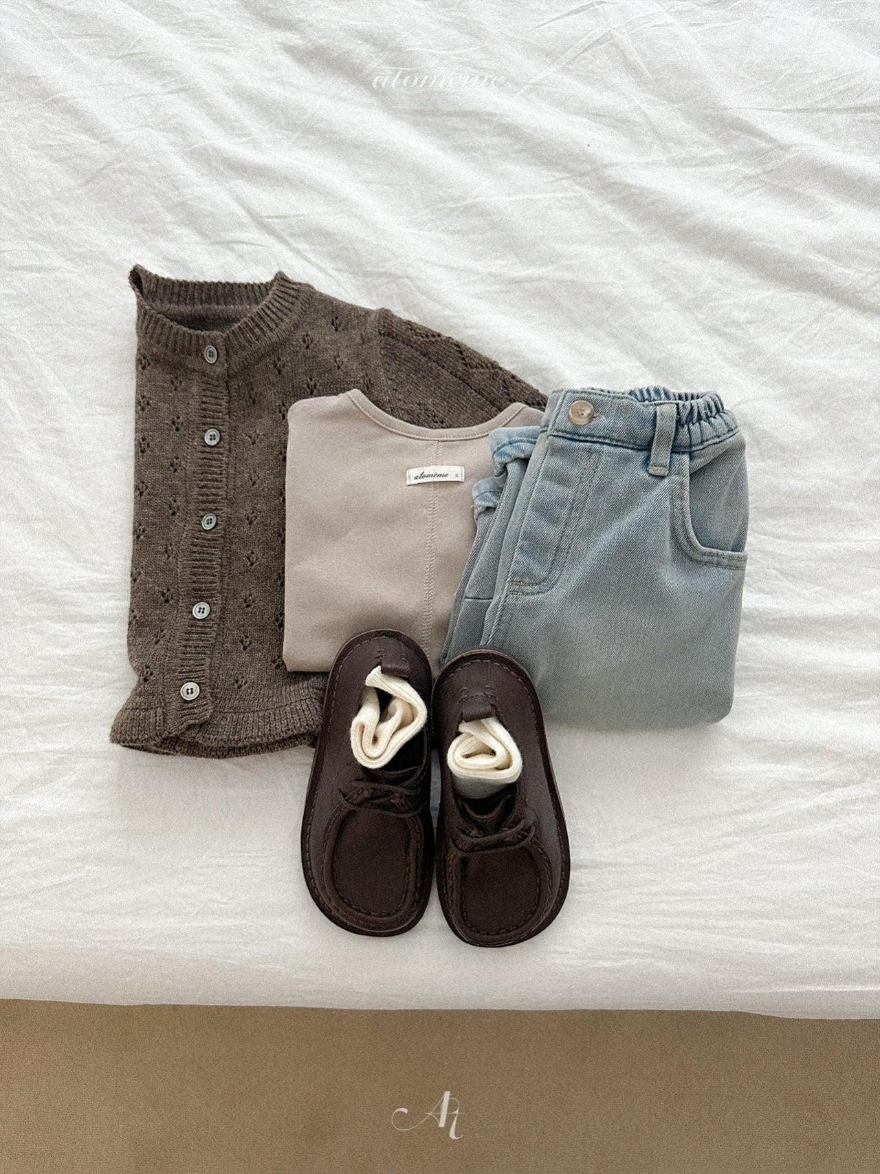 Winter issac T shirt