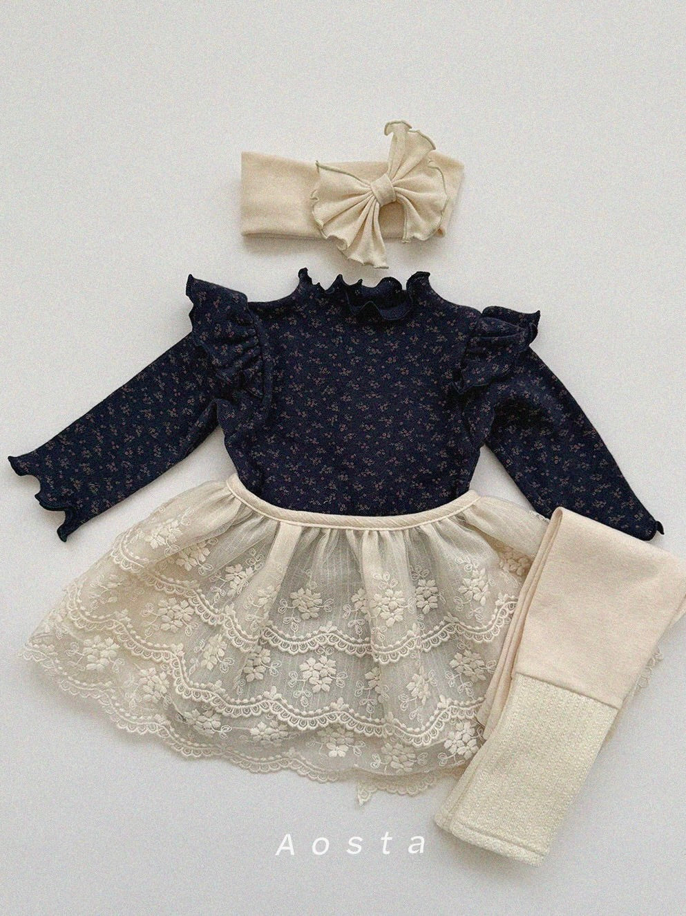 Lace ribbon skirt