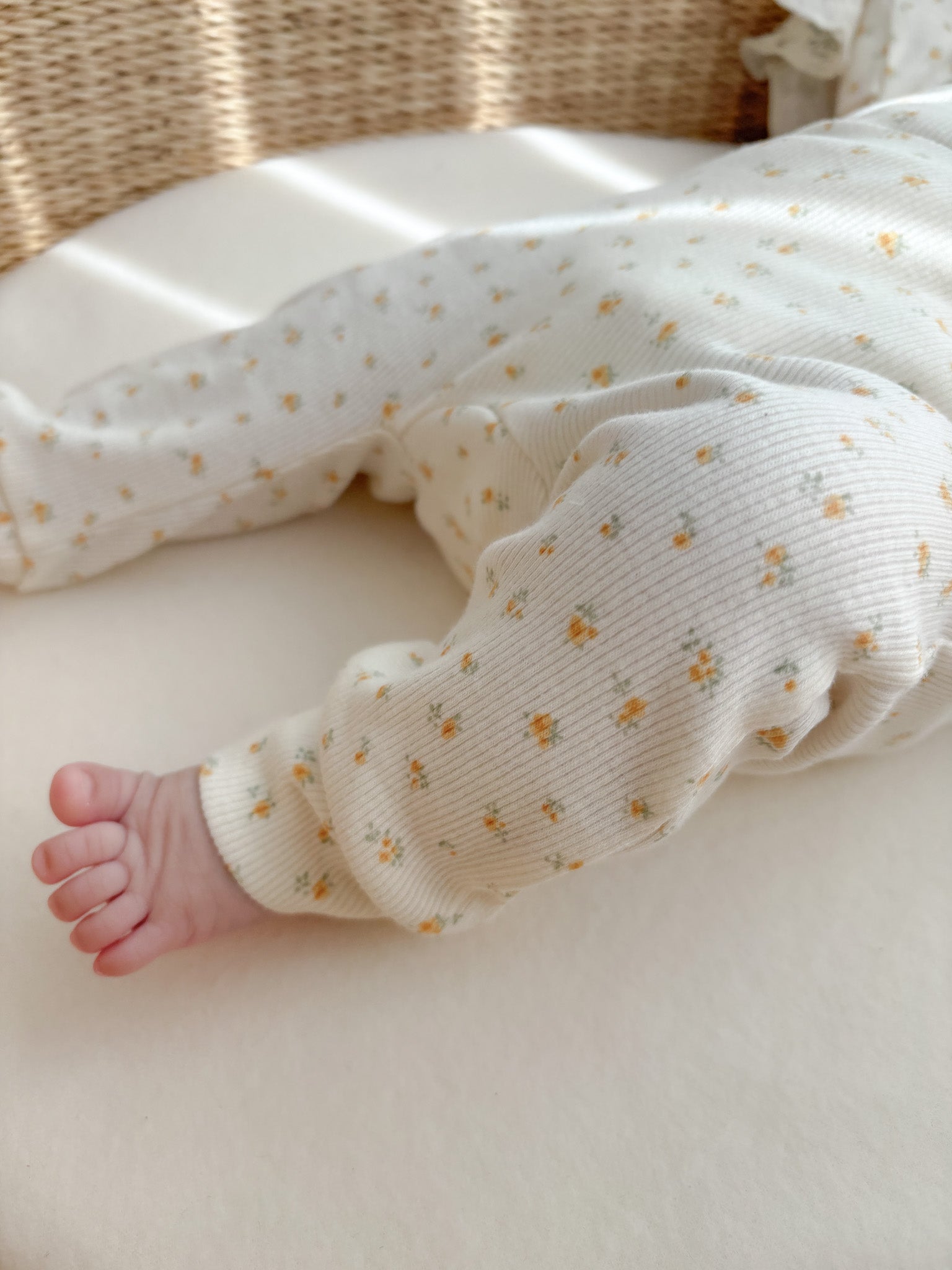 Petit flower bodysuit