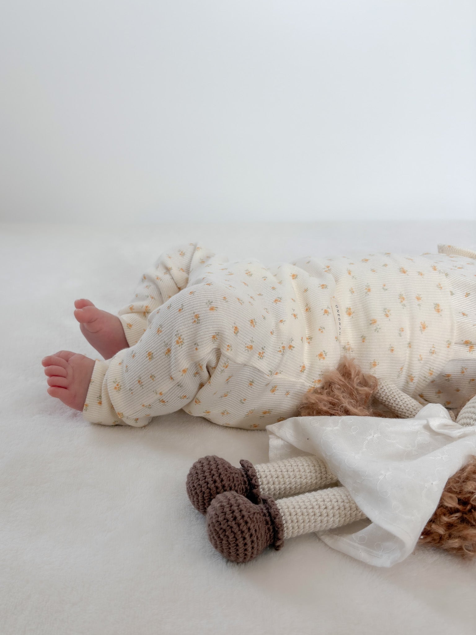 Petit flower bodysuit