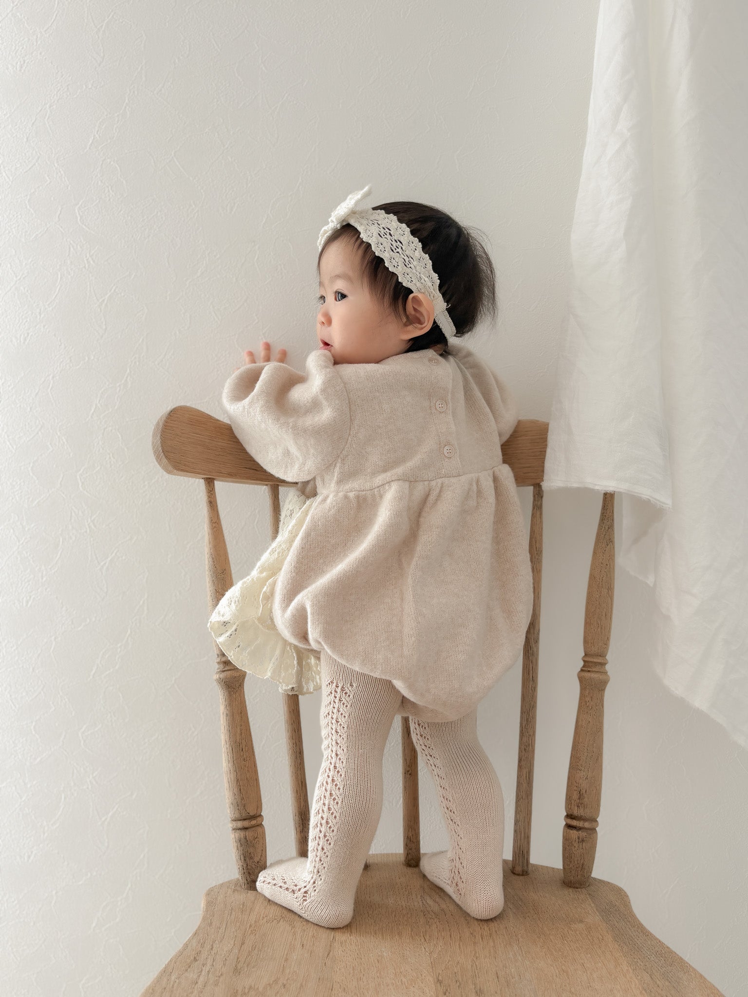 Lace frill rompers