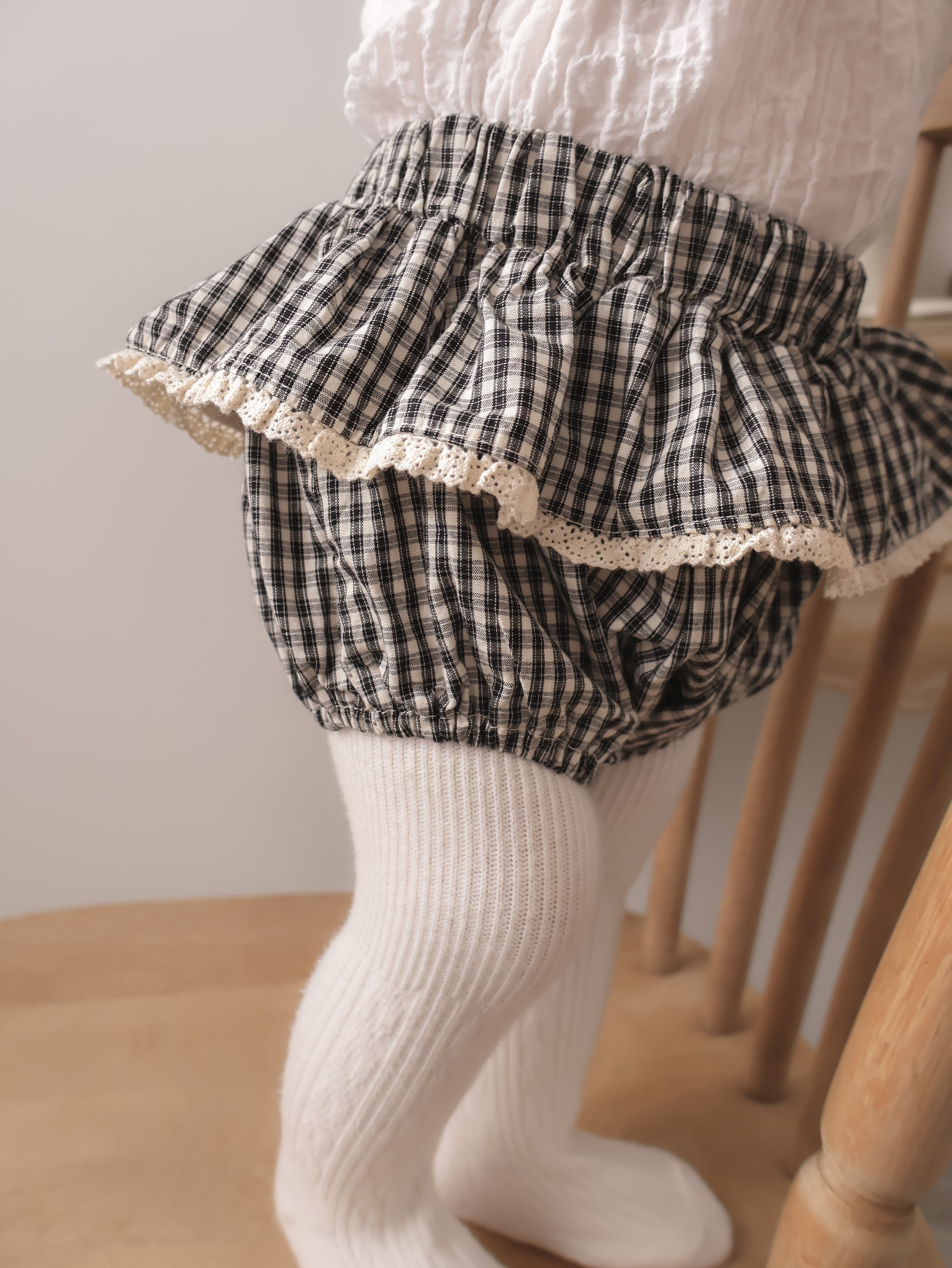 Check frill bloomer