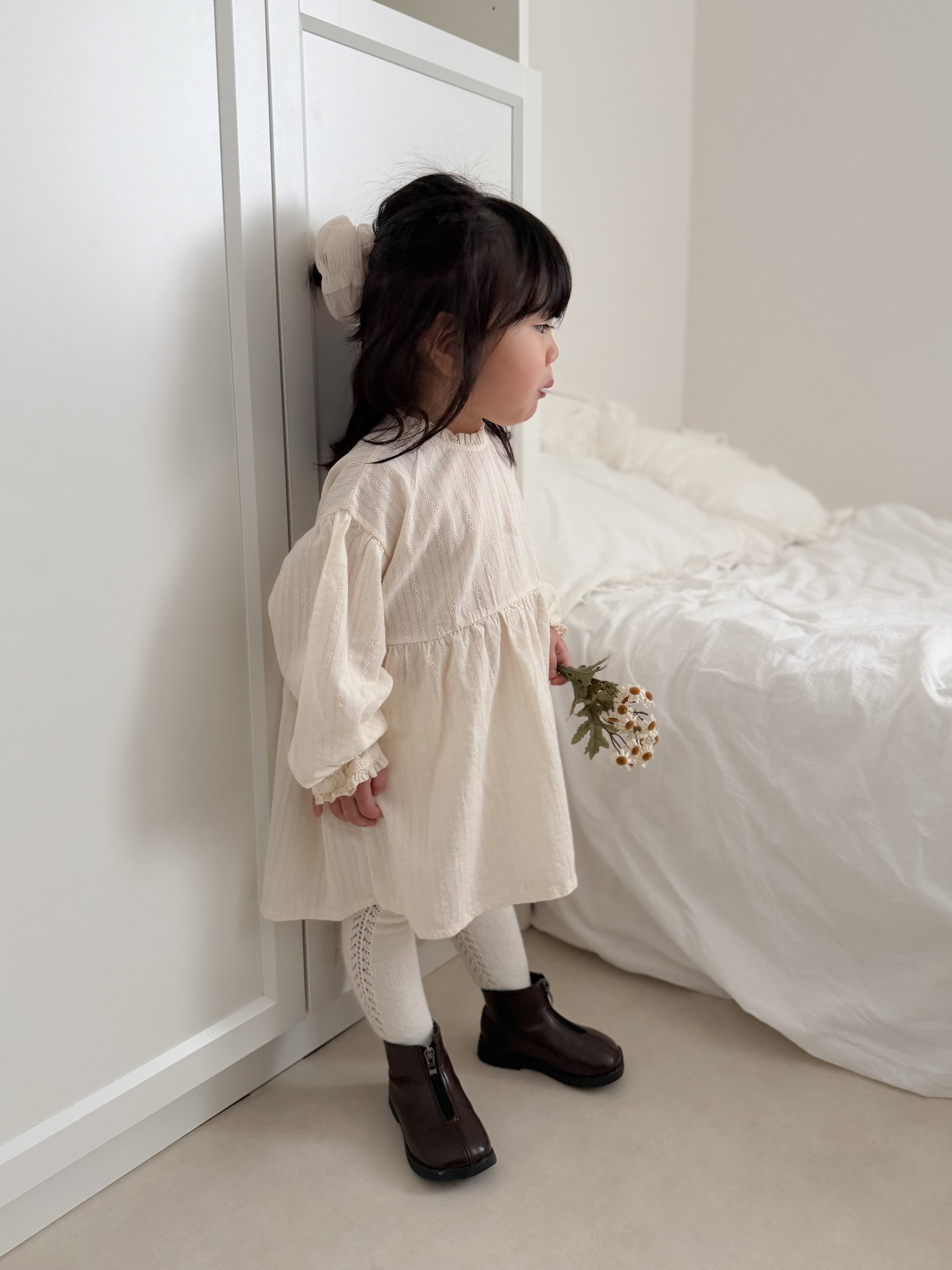 Balloon sleeve one piece