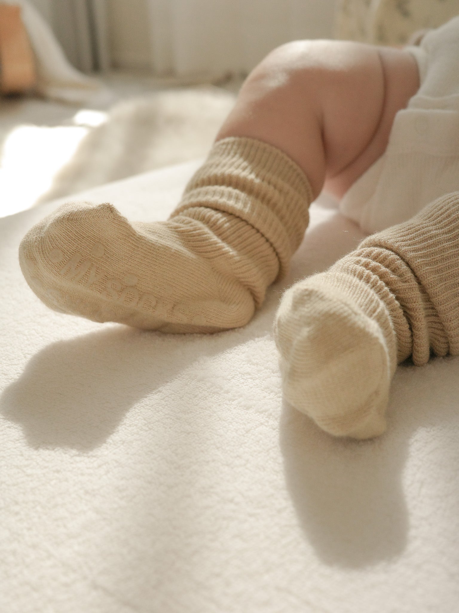 Baby milk socks set
