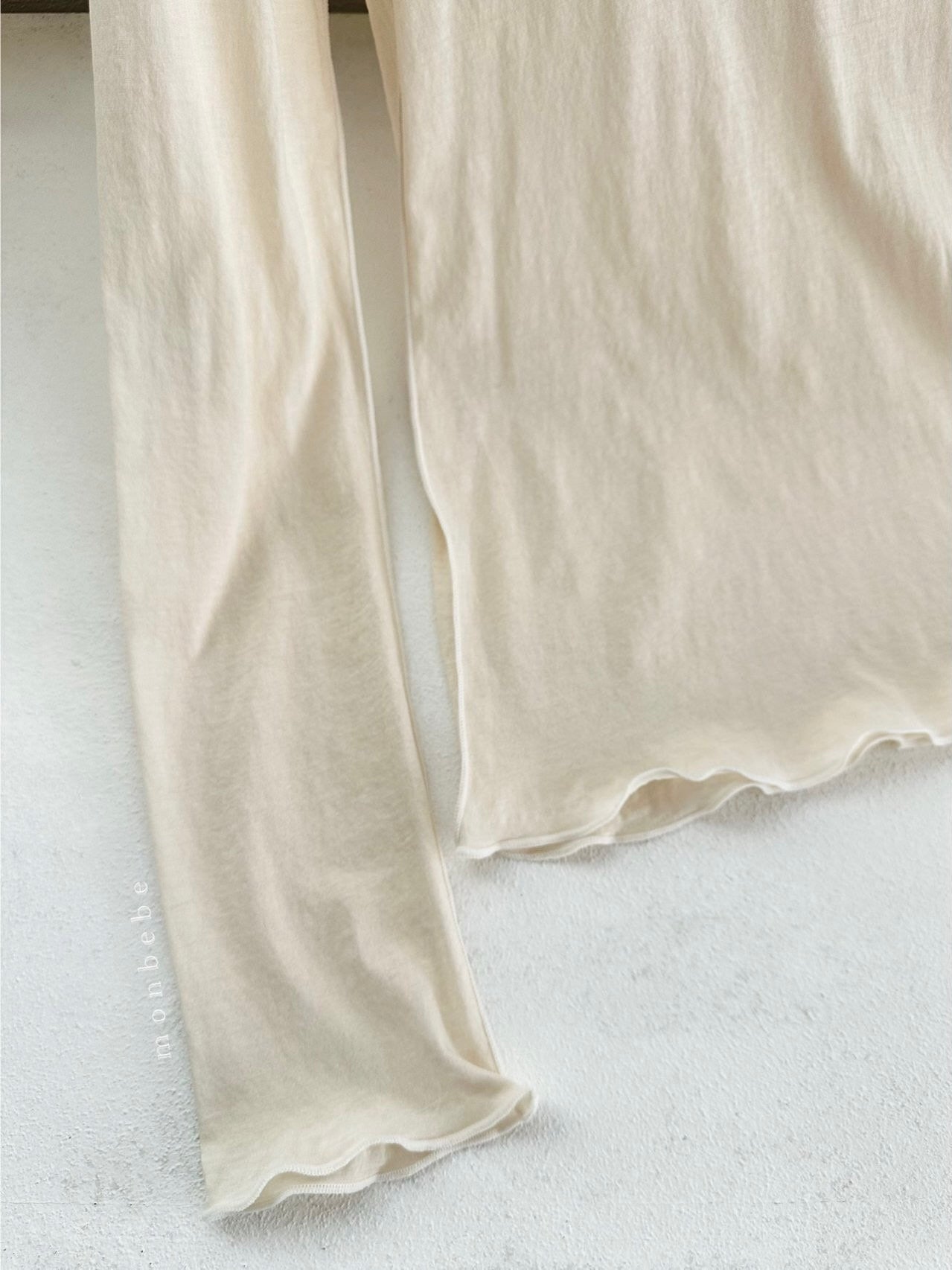 Soft layered T (adult)