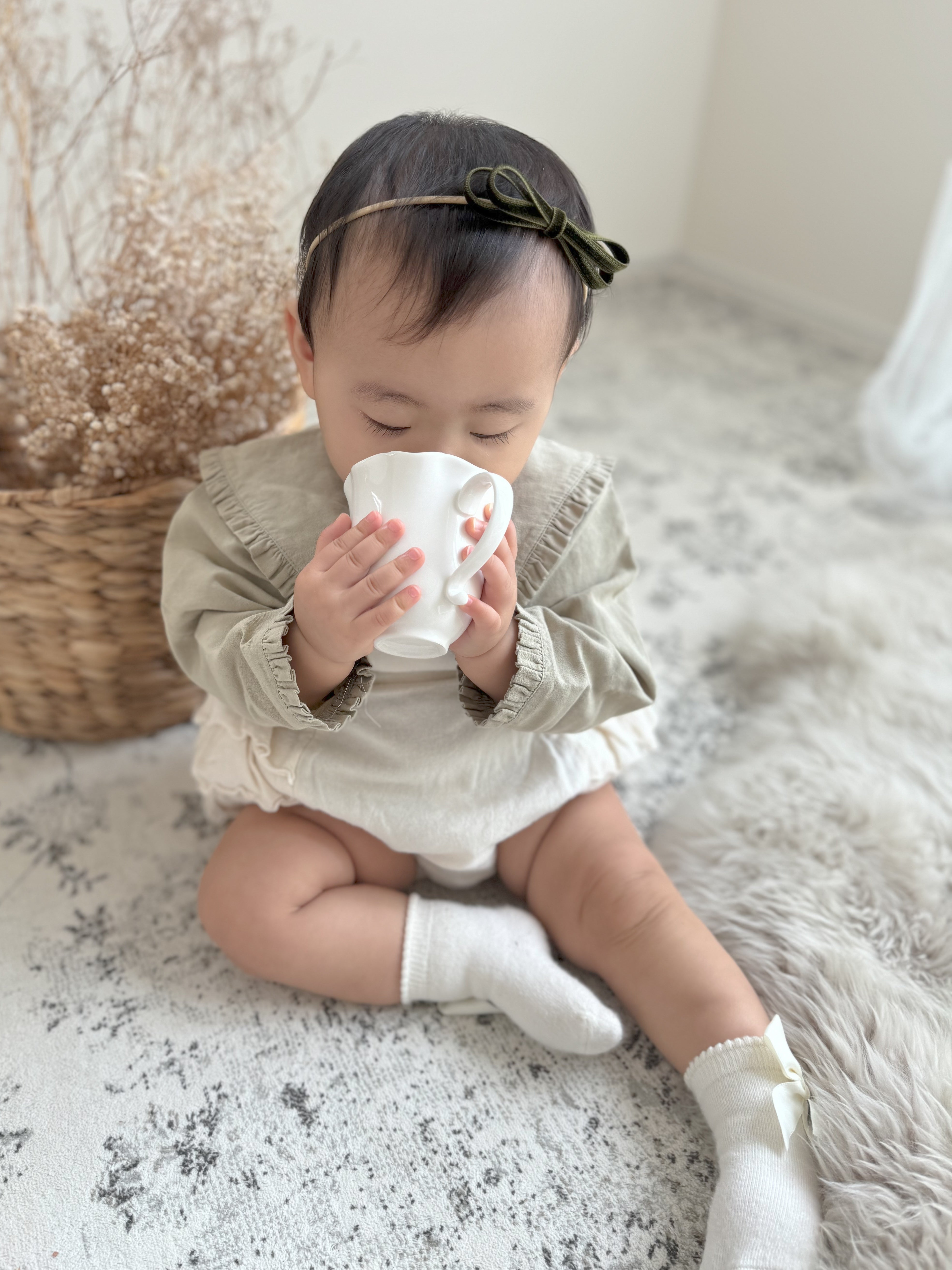 Baby velvet ribbon hairband