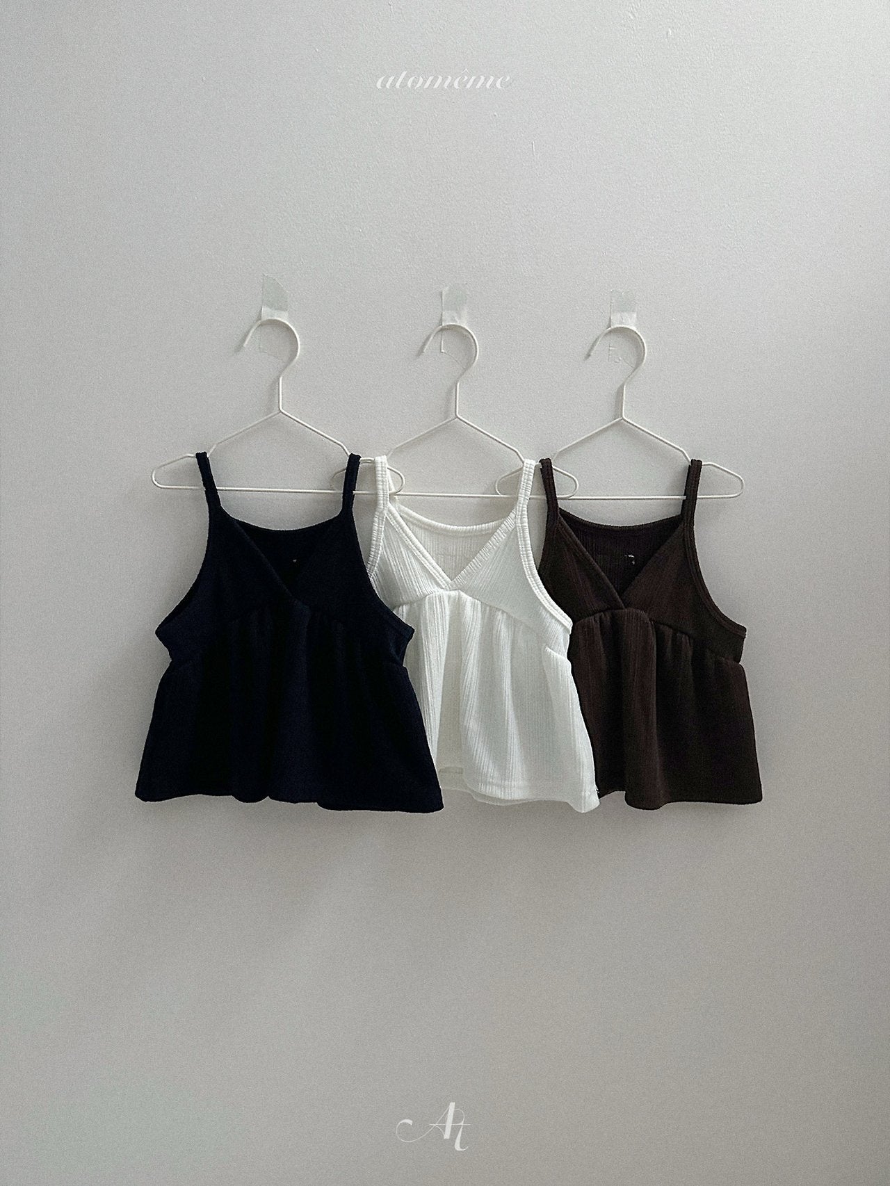 Clay bustier