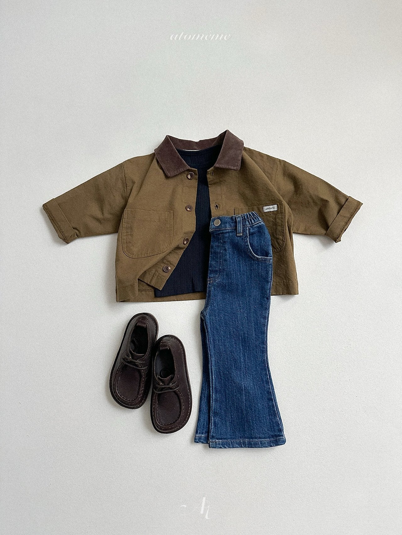 Berry bootcut denim pants