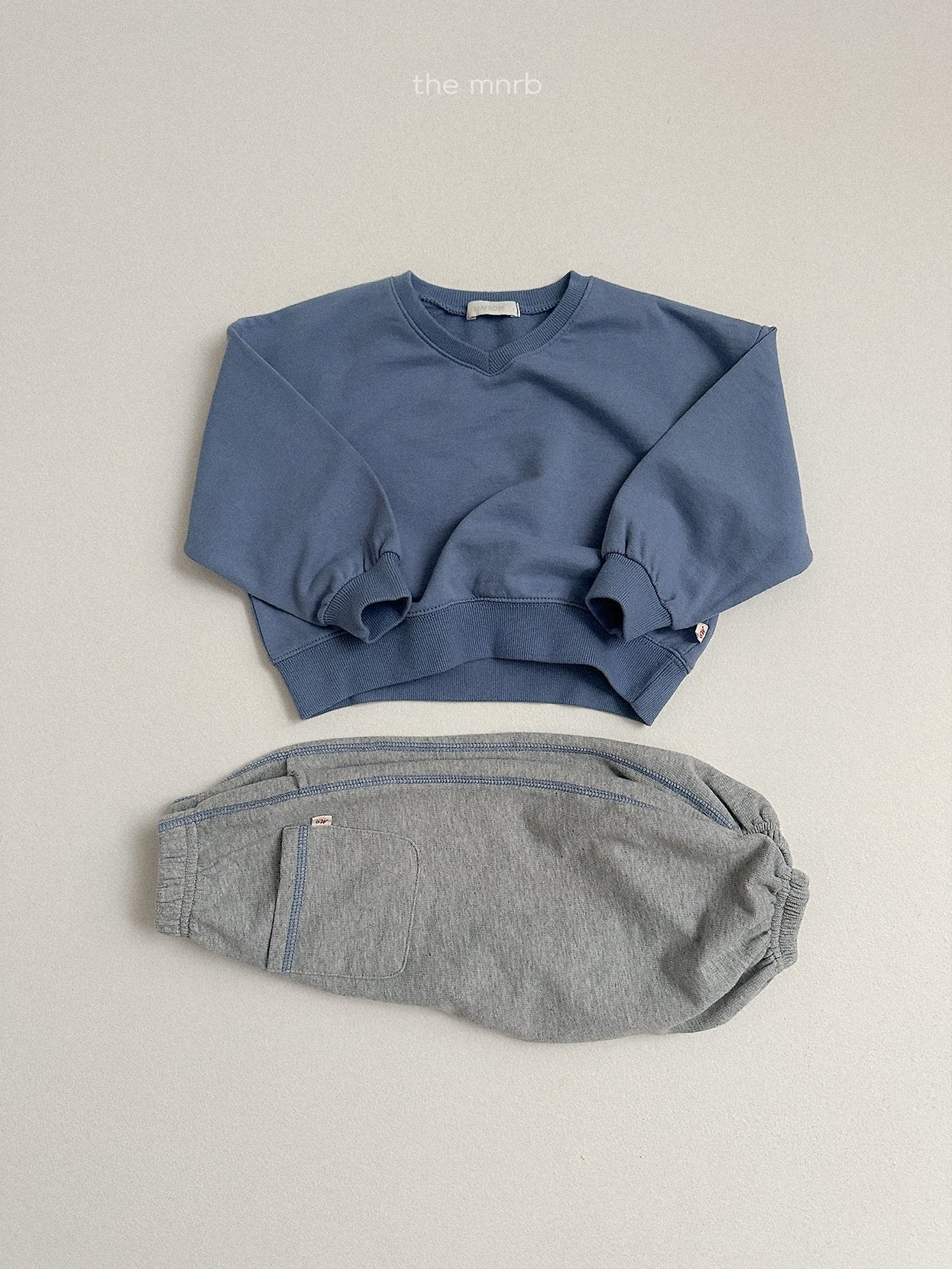Contrast trim jogger pants