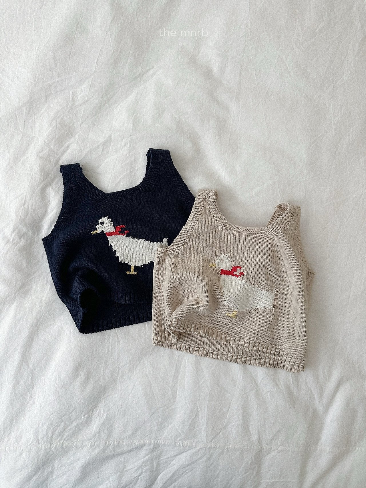 Duck knit vest