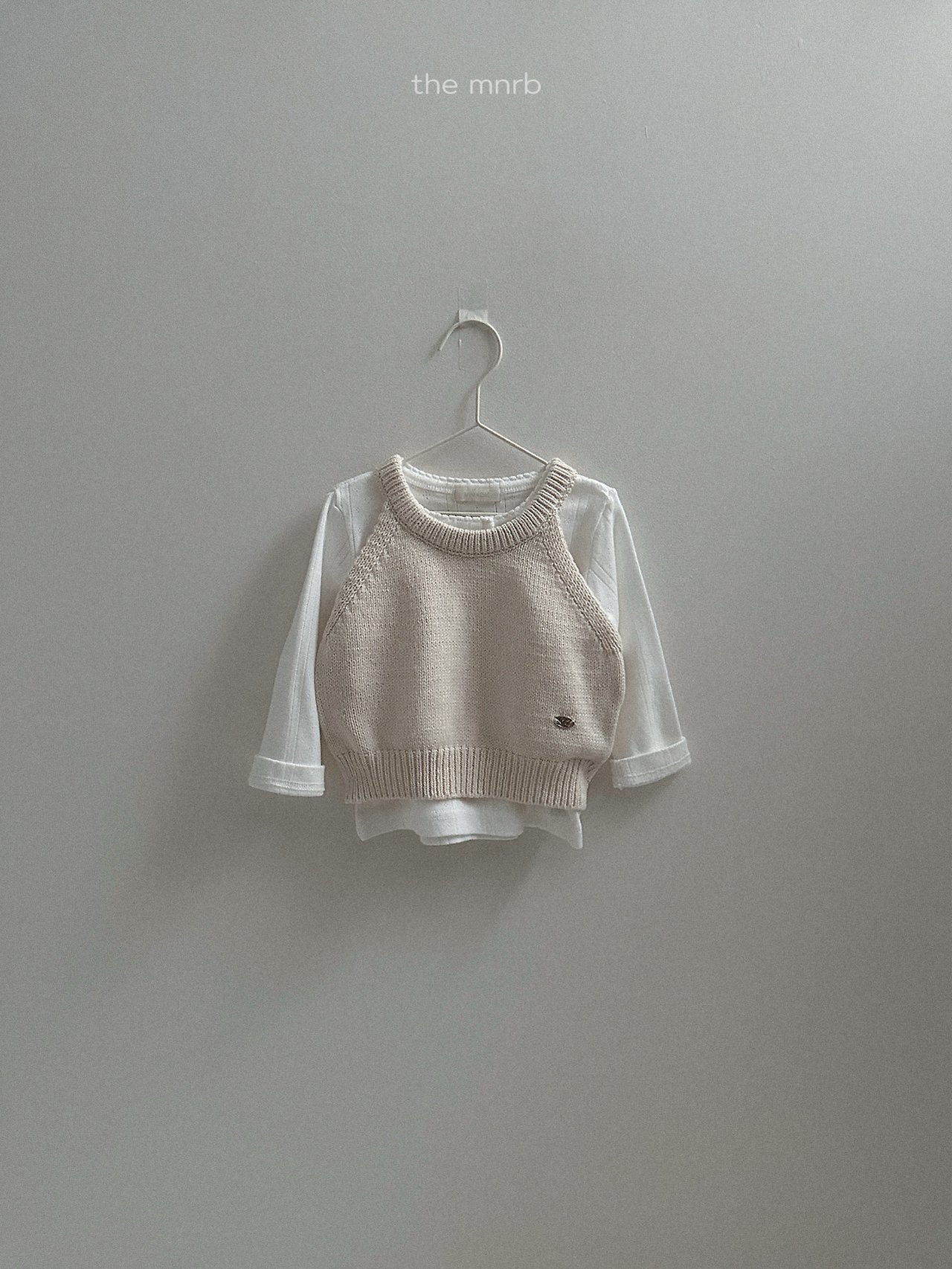 Halter neck knit