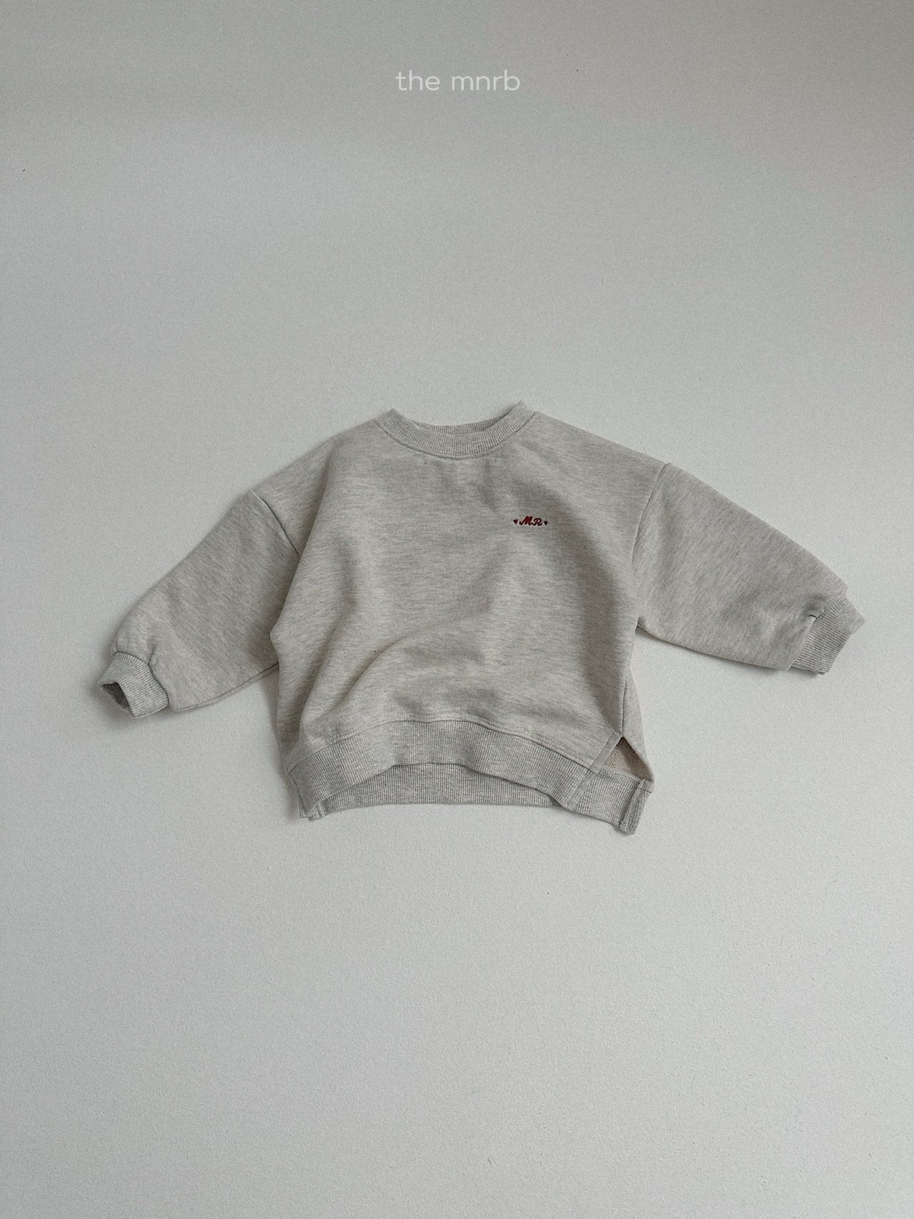 Asymmetric sweatshirt