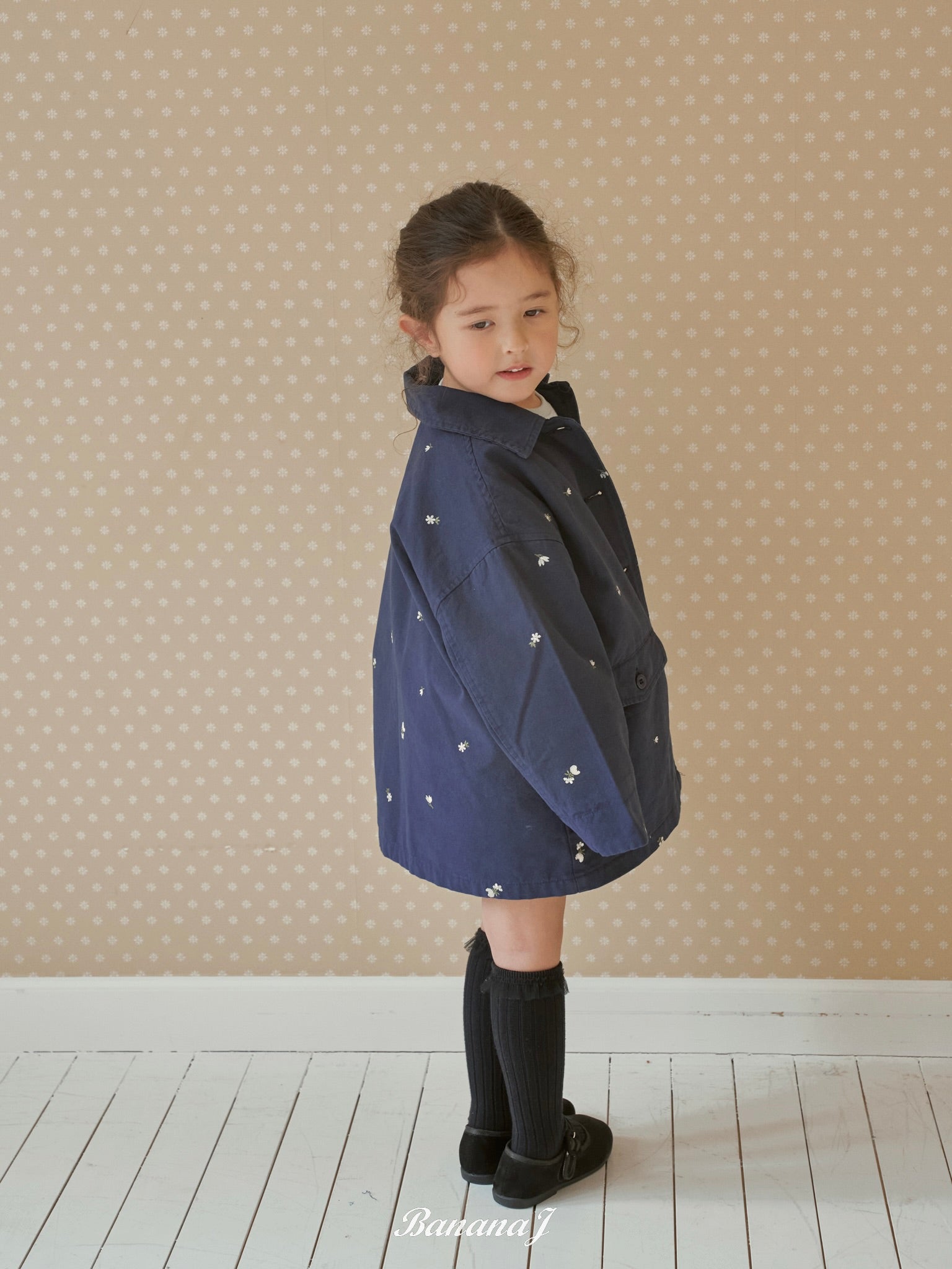 Floral embroidery jacket