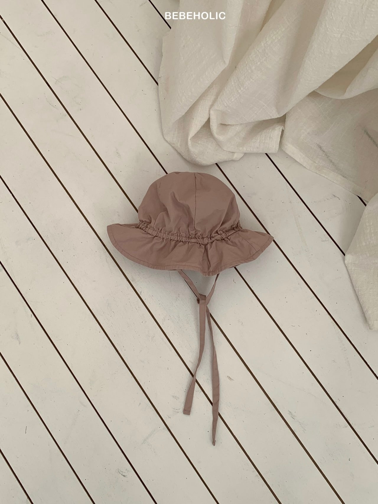 Summer bucket hat