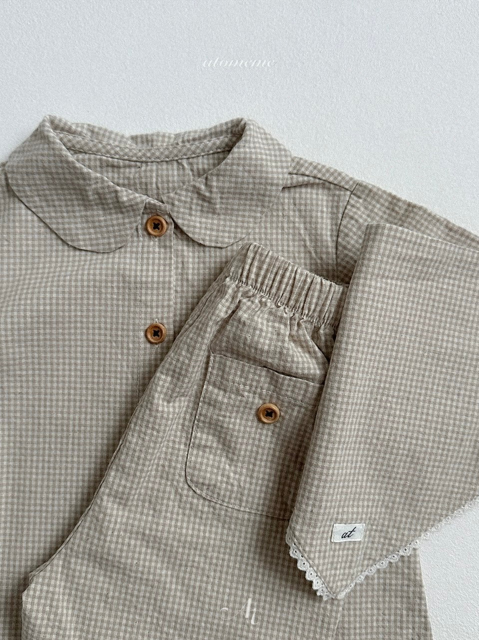 Ini check pattern blouse