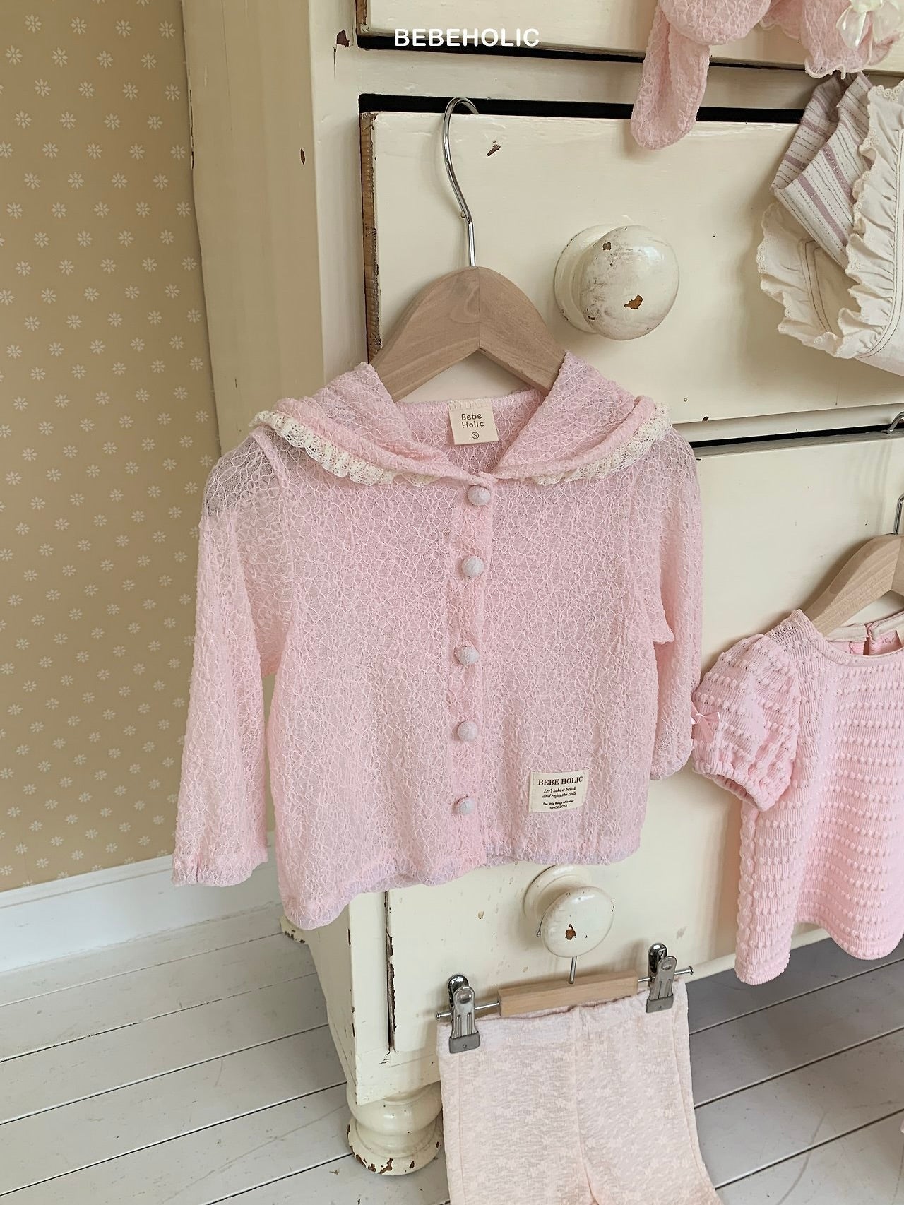 Lace hooded jacket