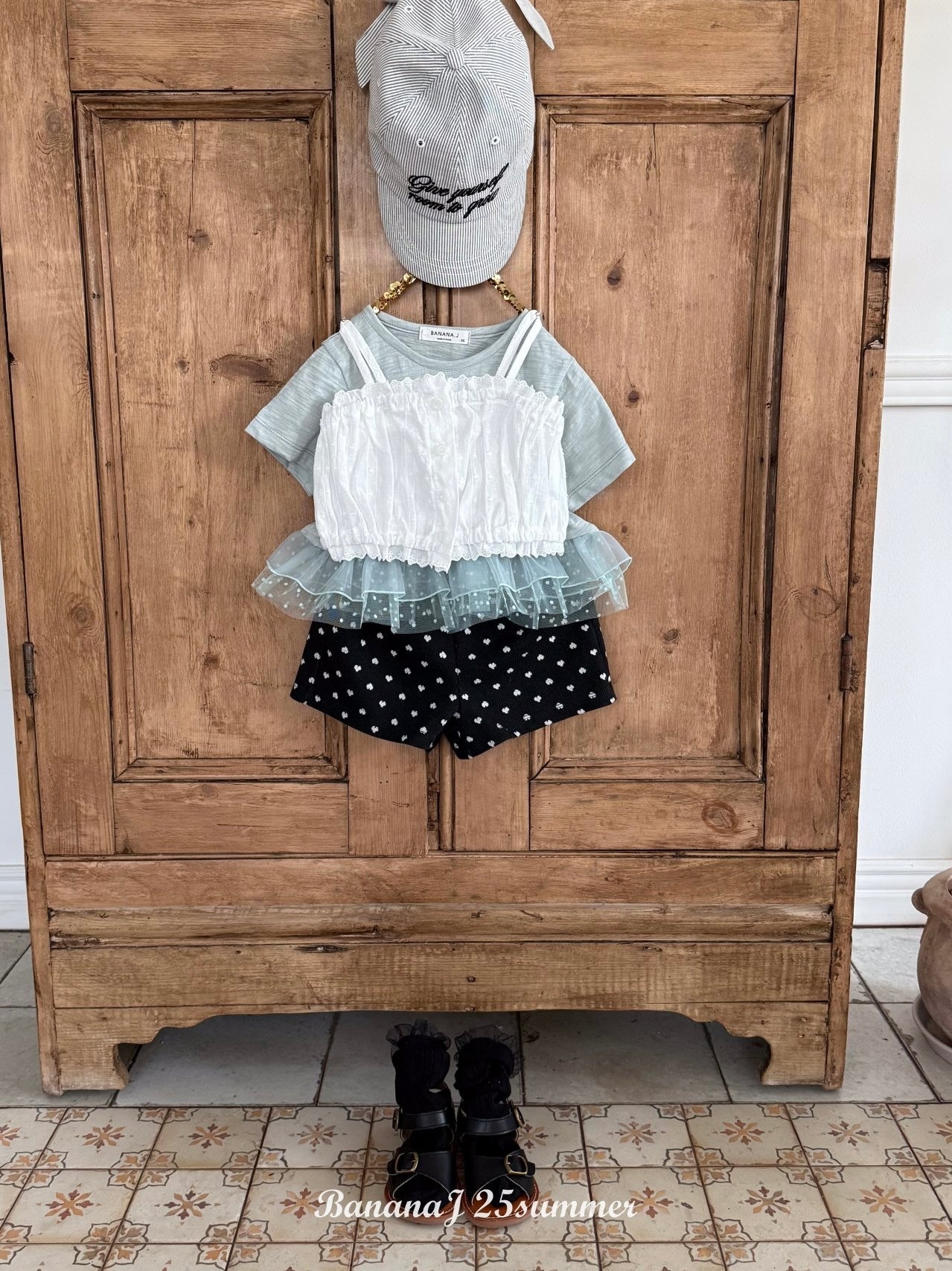 Milk blouse