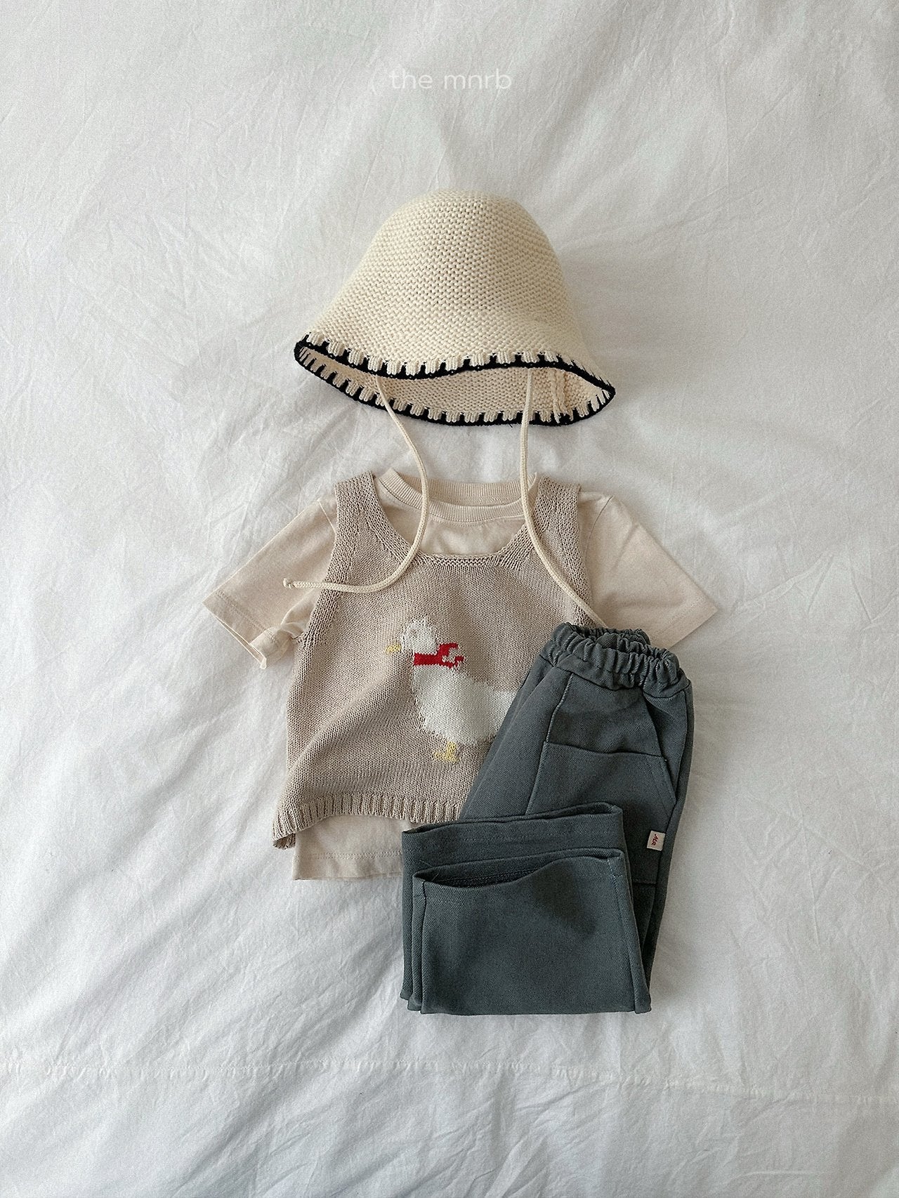 Duck knit vest