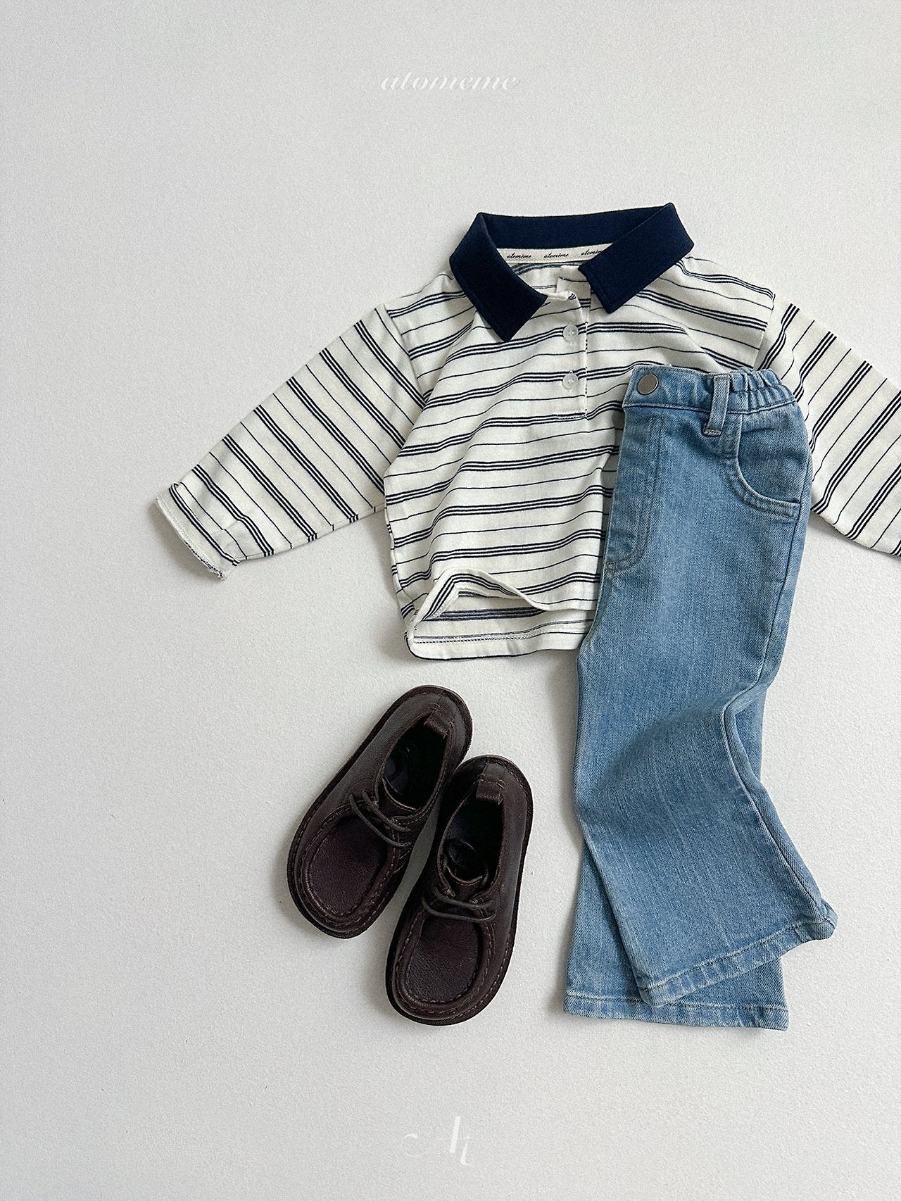 Berry bootcut denim pants