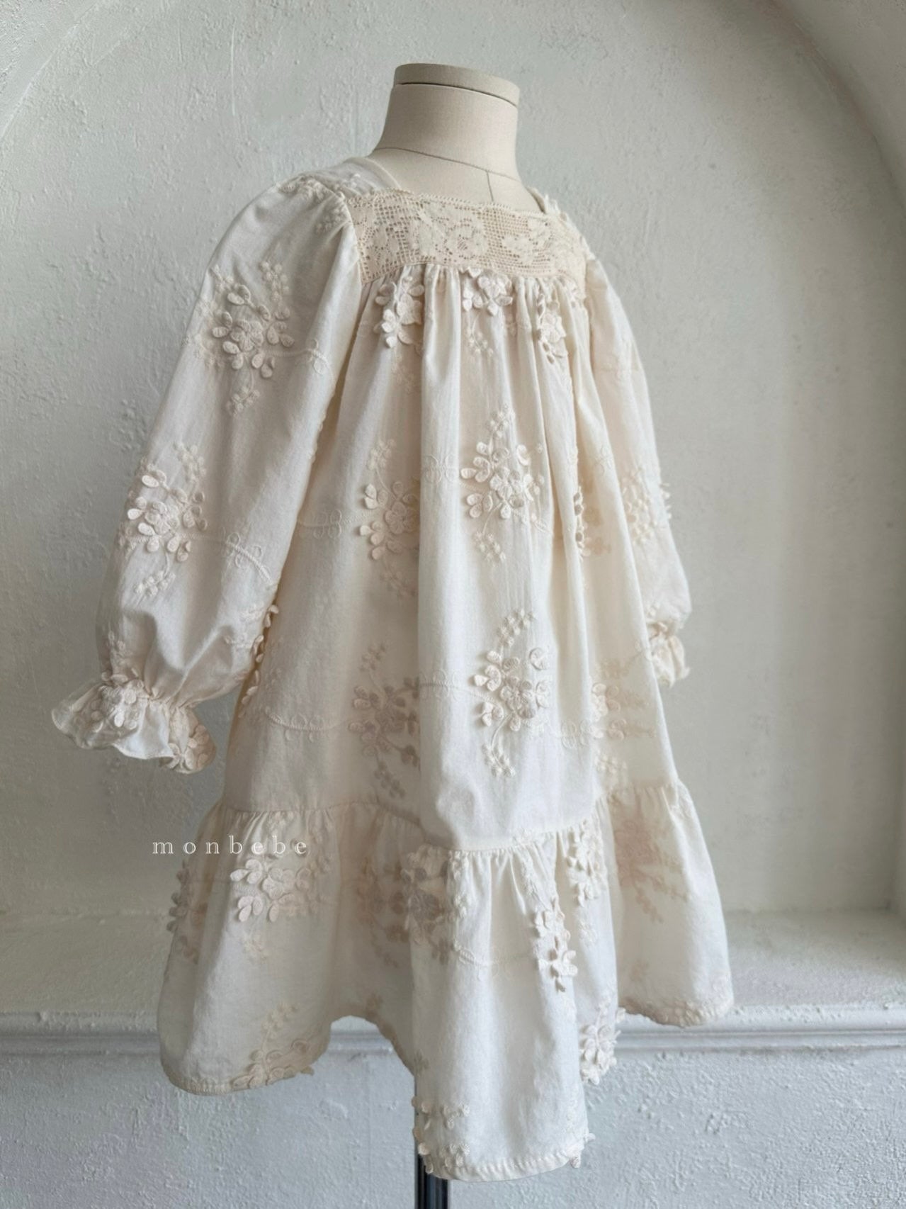 Flora vintage one piece