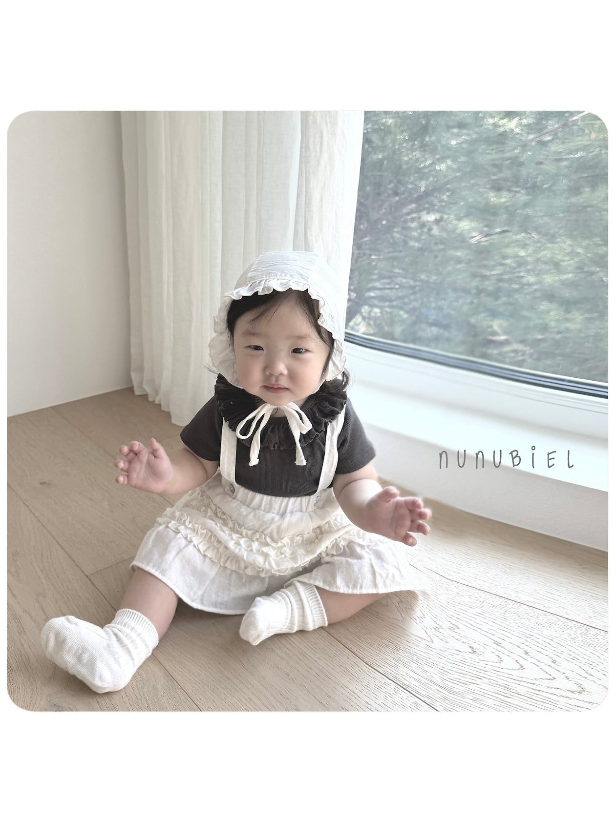 Bebe ribbed frill T shirts
