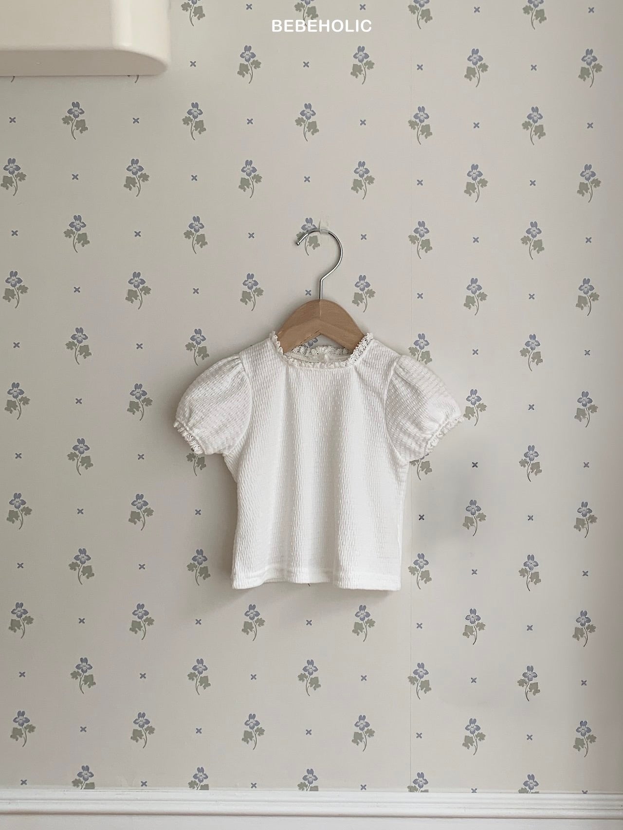 Square puffy T