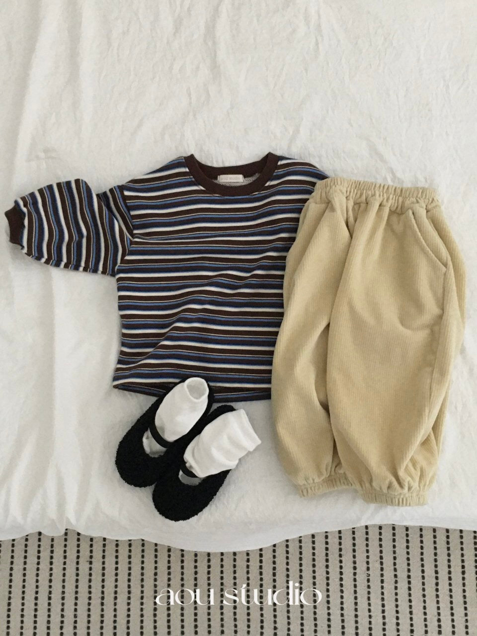 Cream jogger pants