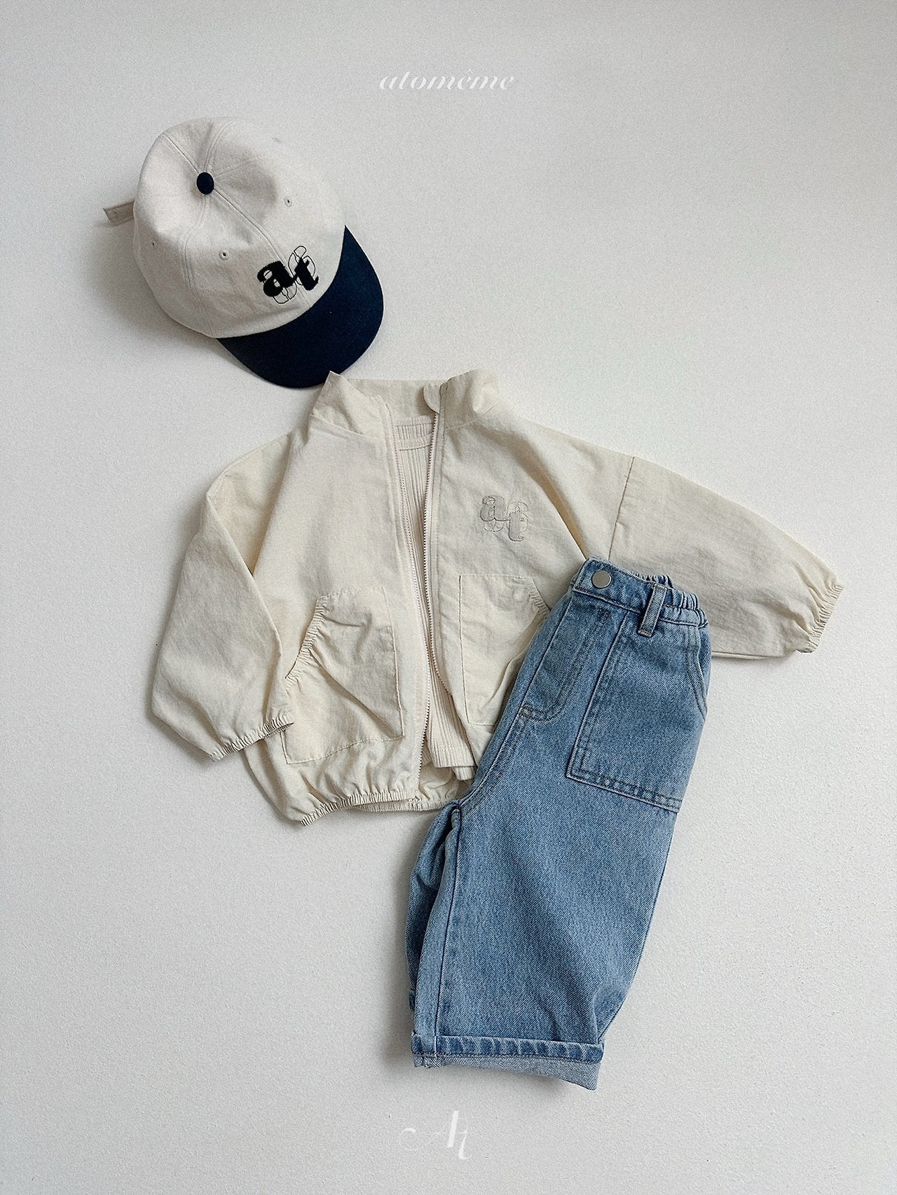 Honeybee faded denim pants