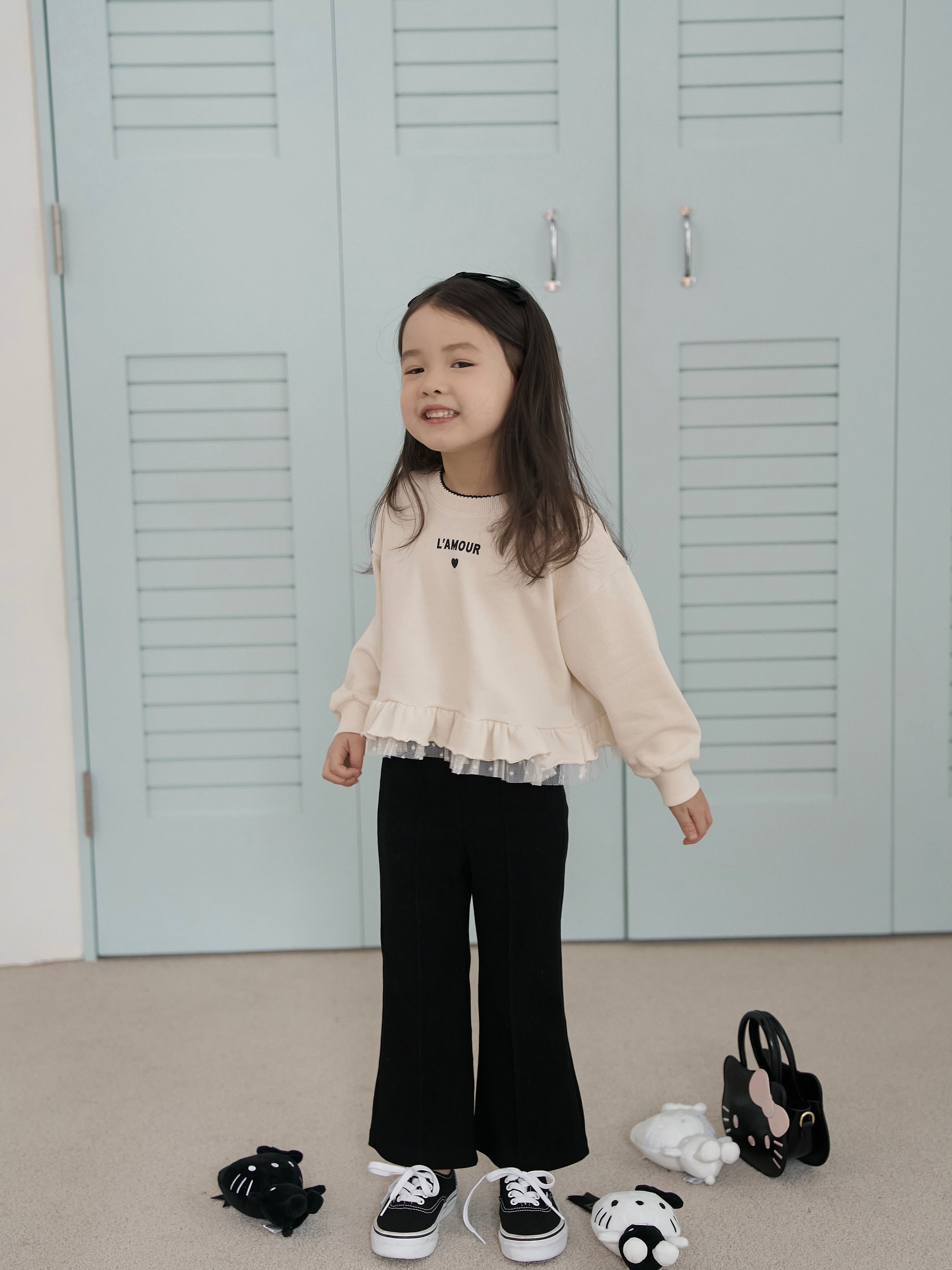 Pintuck bootcut pants