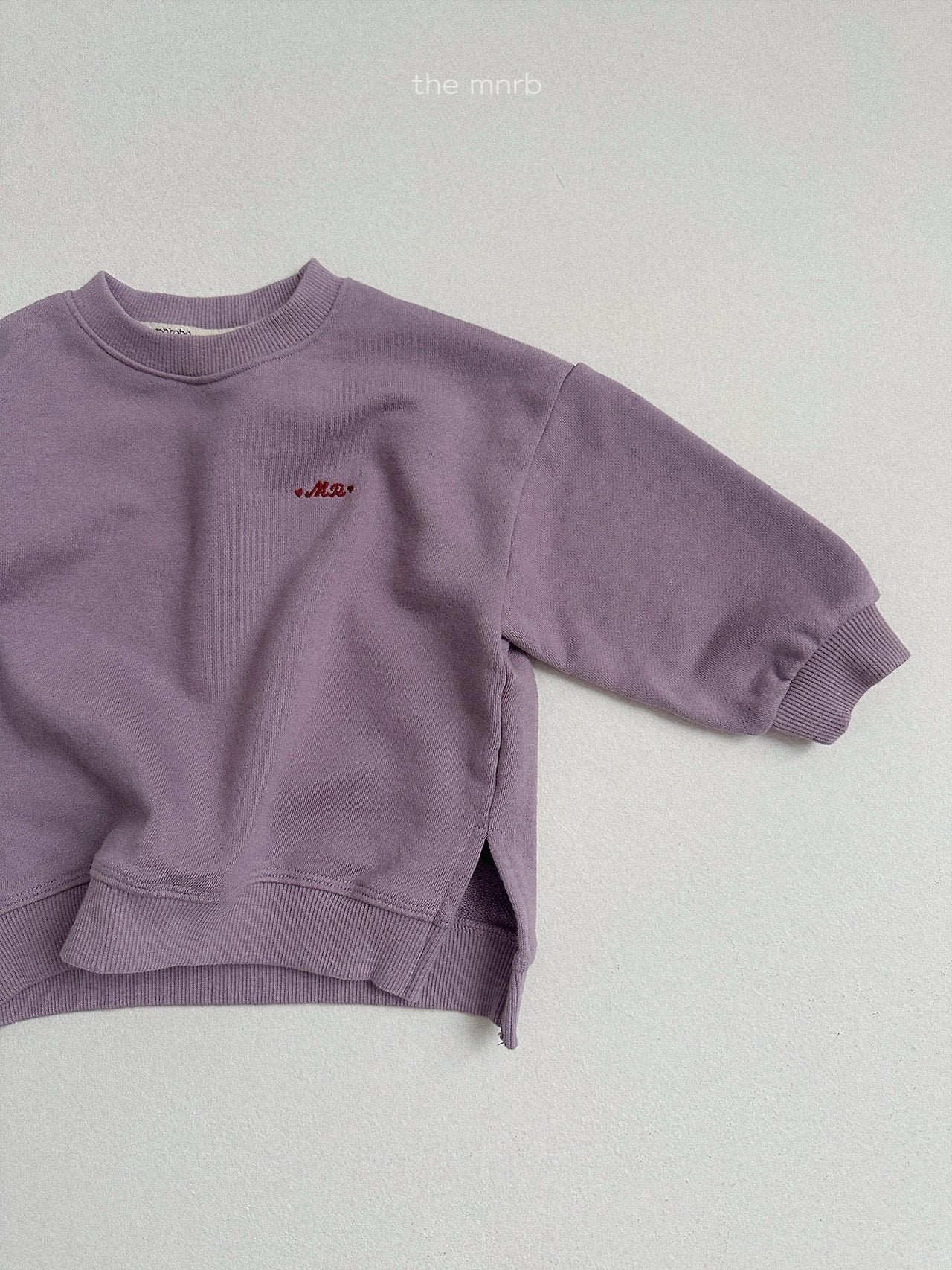 Asymmetric sweatshirt