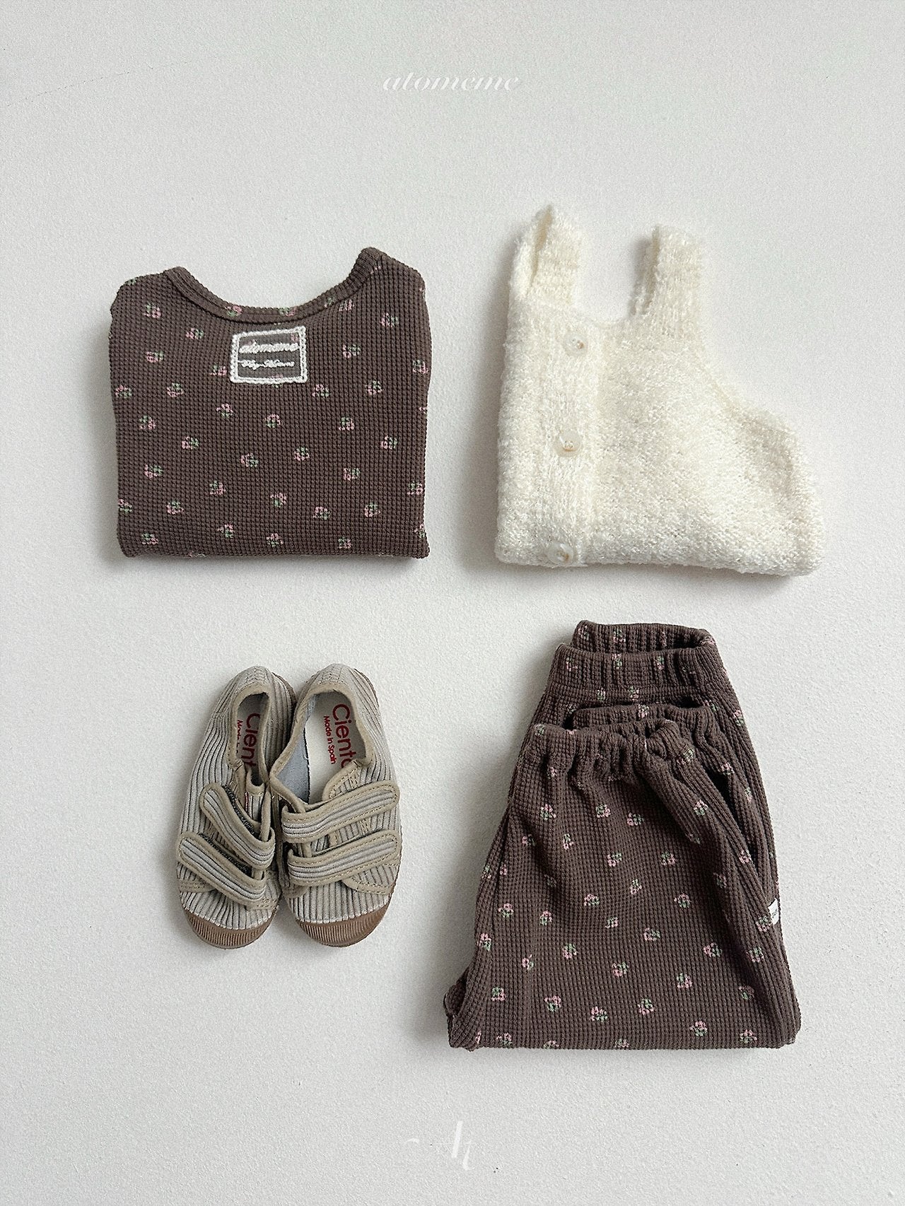 Ecru knit vest