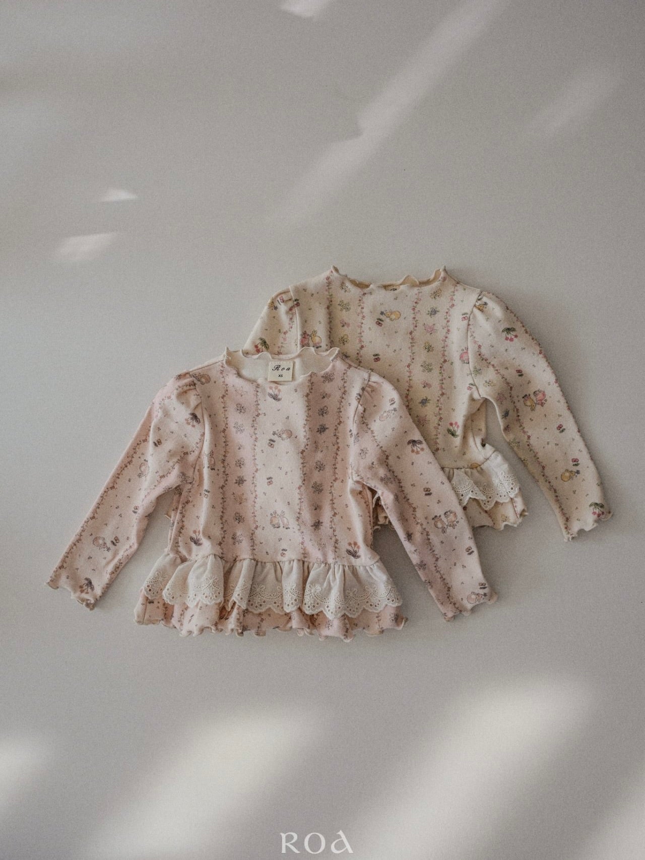 Spring lace frill T