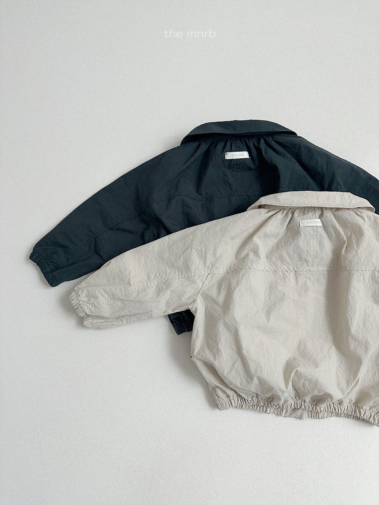 Ruffle short trench