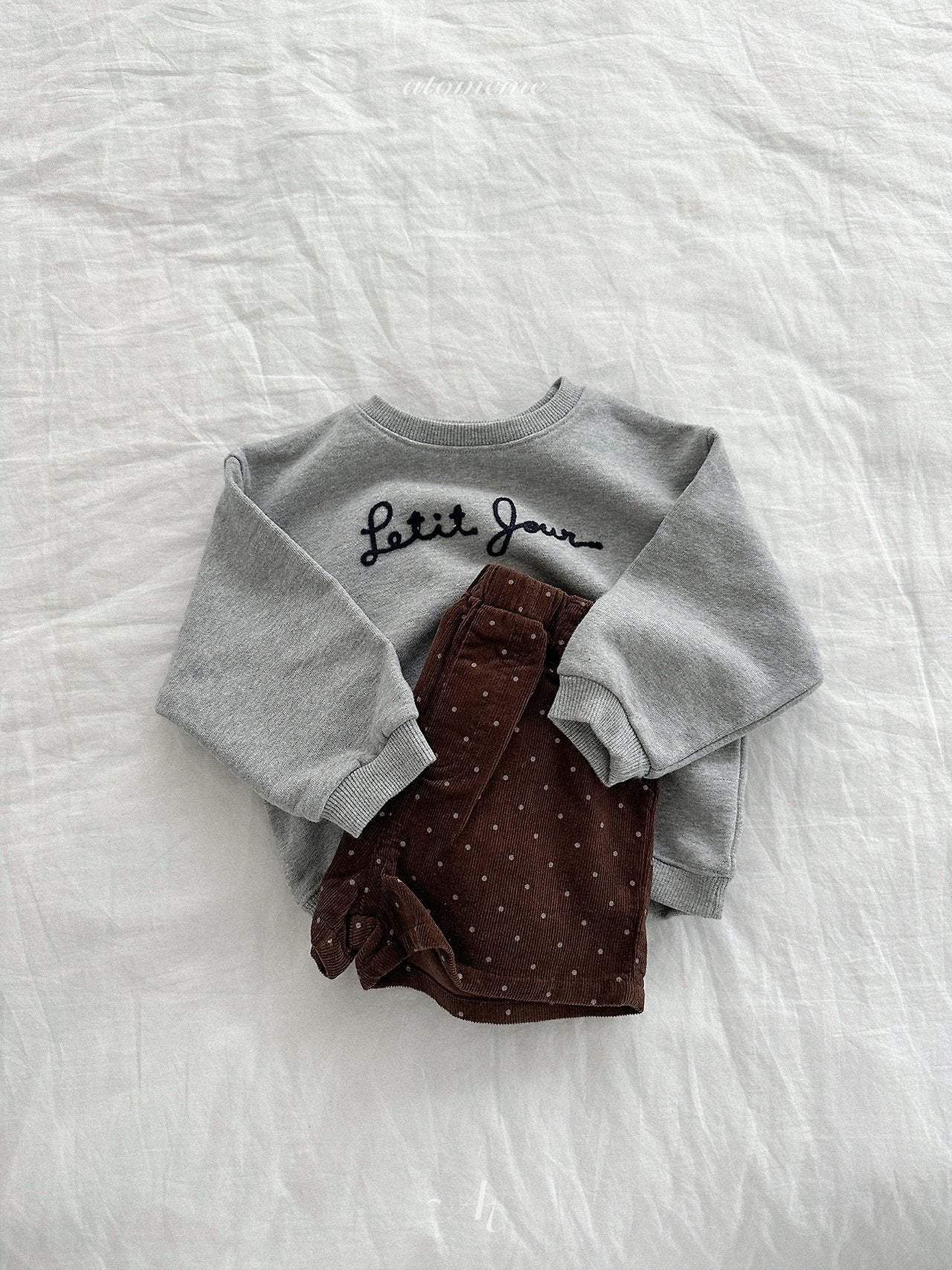 Dot corduroy pants
