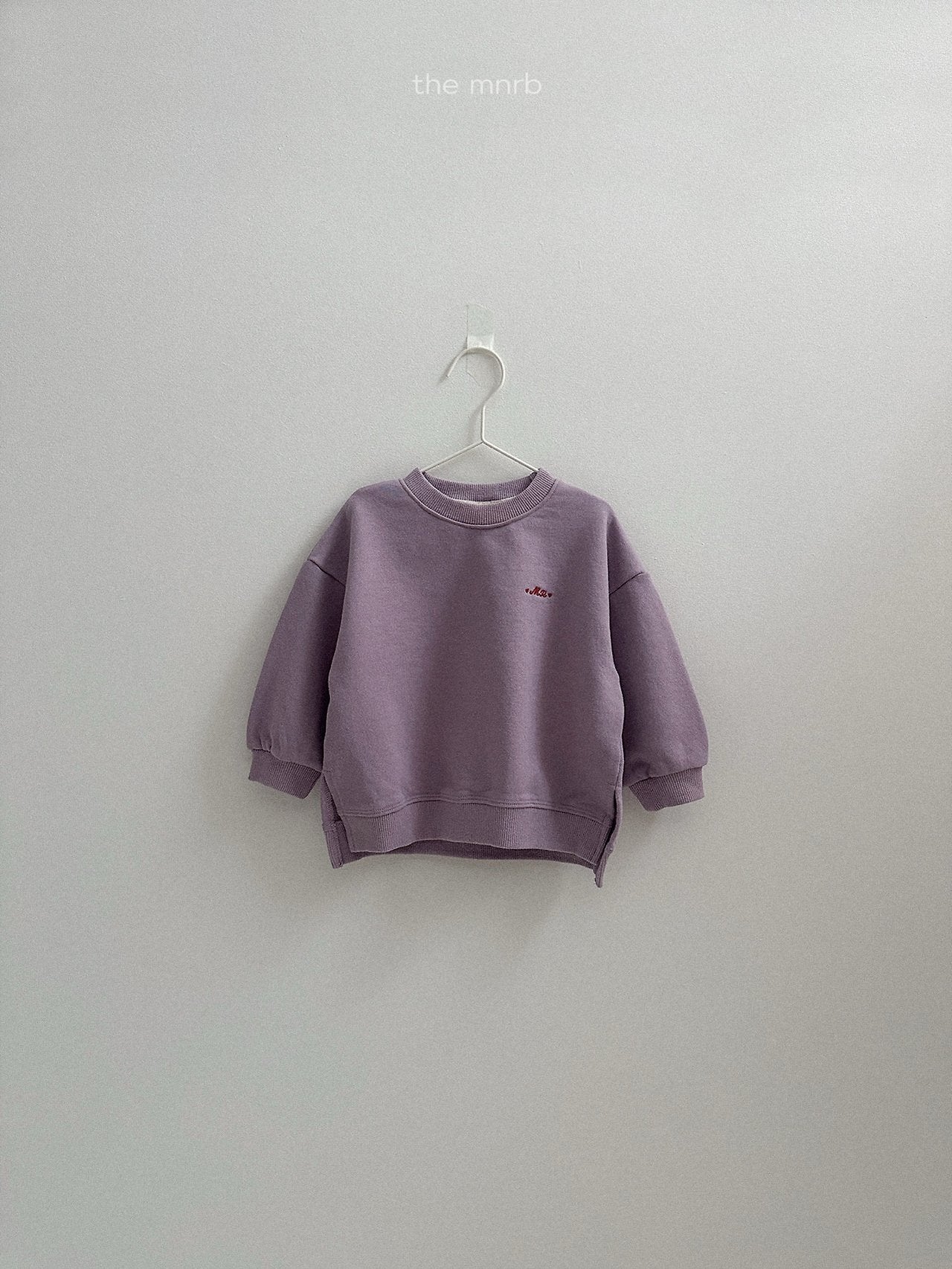 Asymmetric sweatshirt