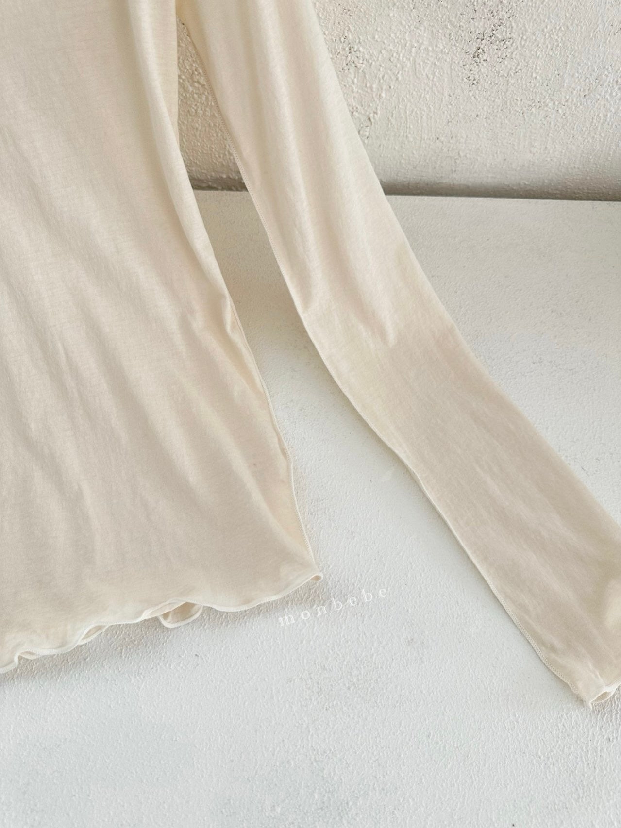 Soft layered T (adult)